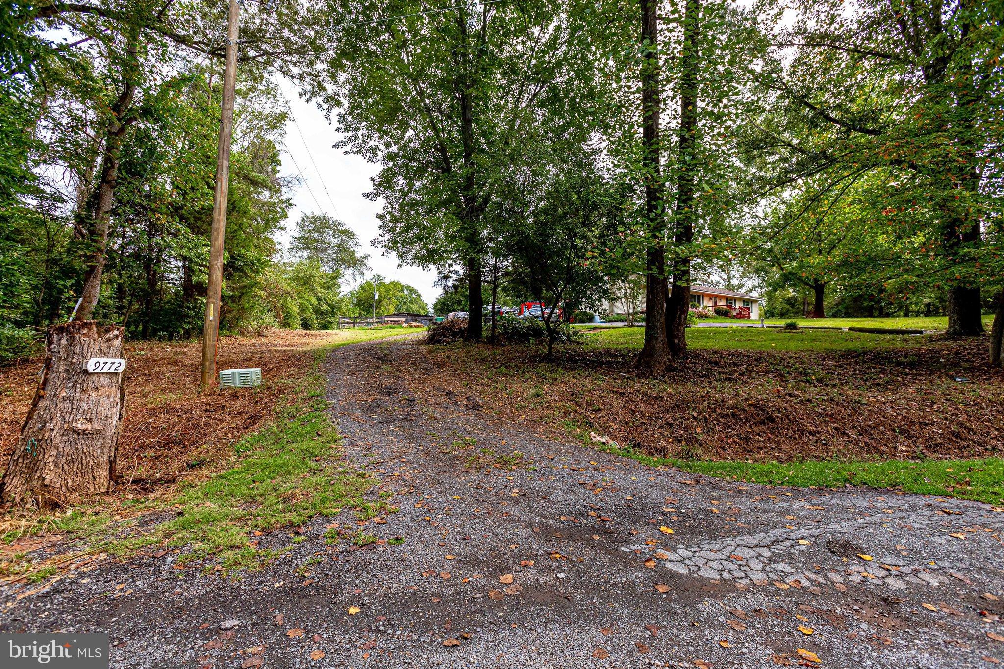 LOCUST HILL - Residential