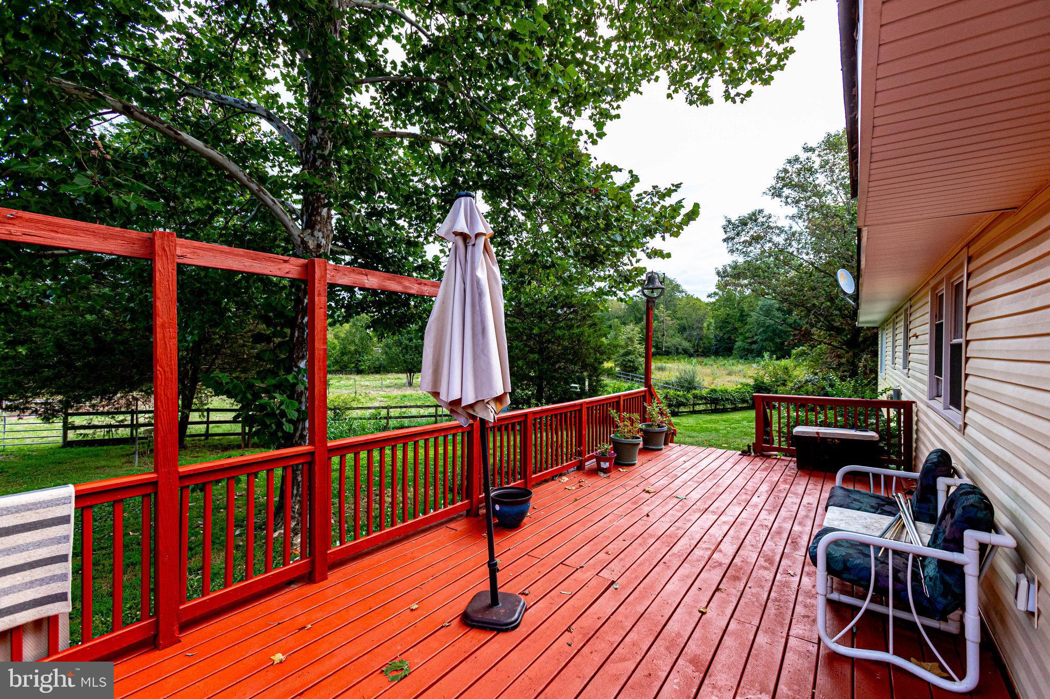 LOCUST HILL - Residential