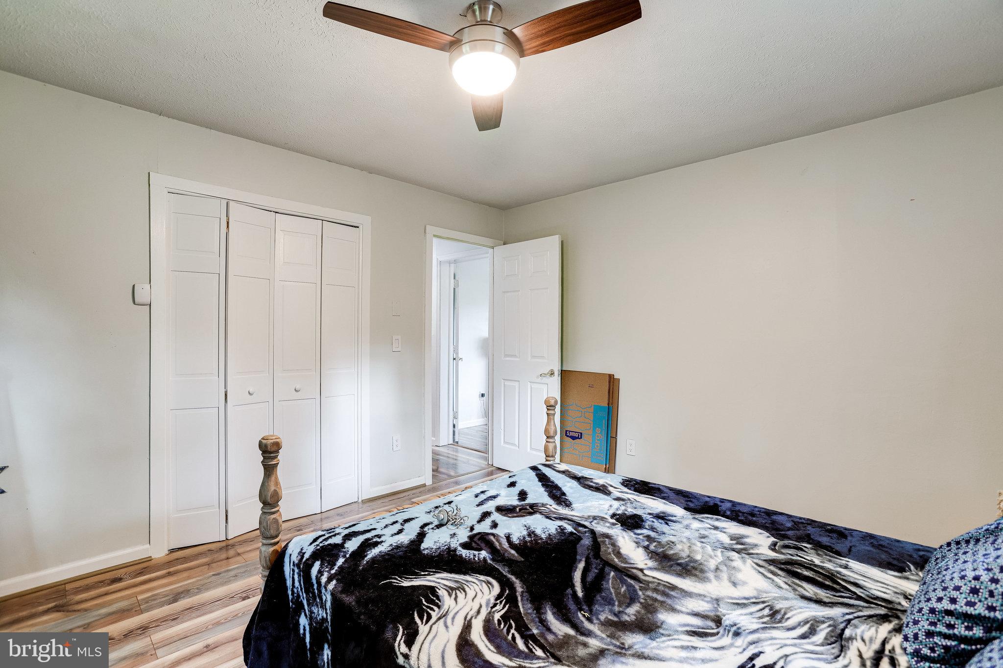 LOCUST HILL - Residential