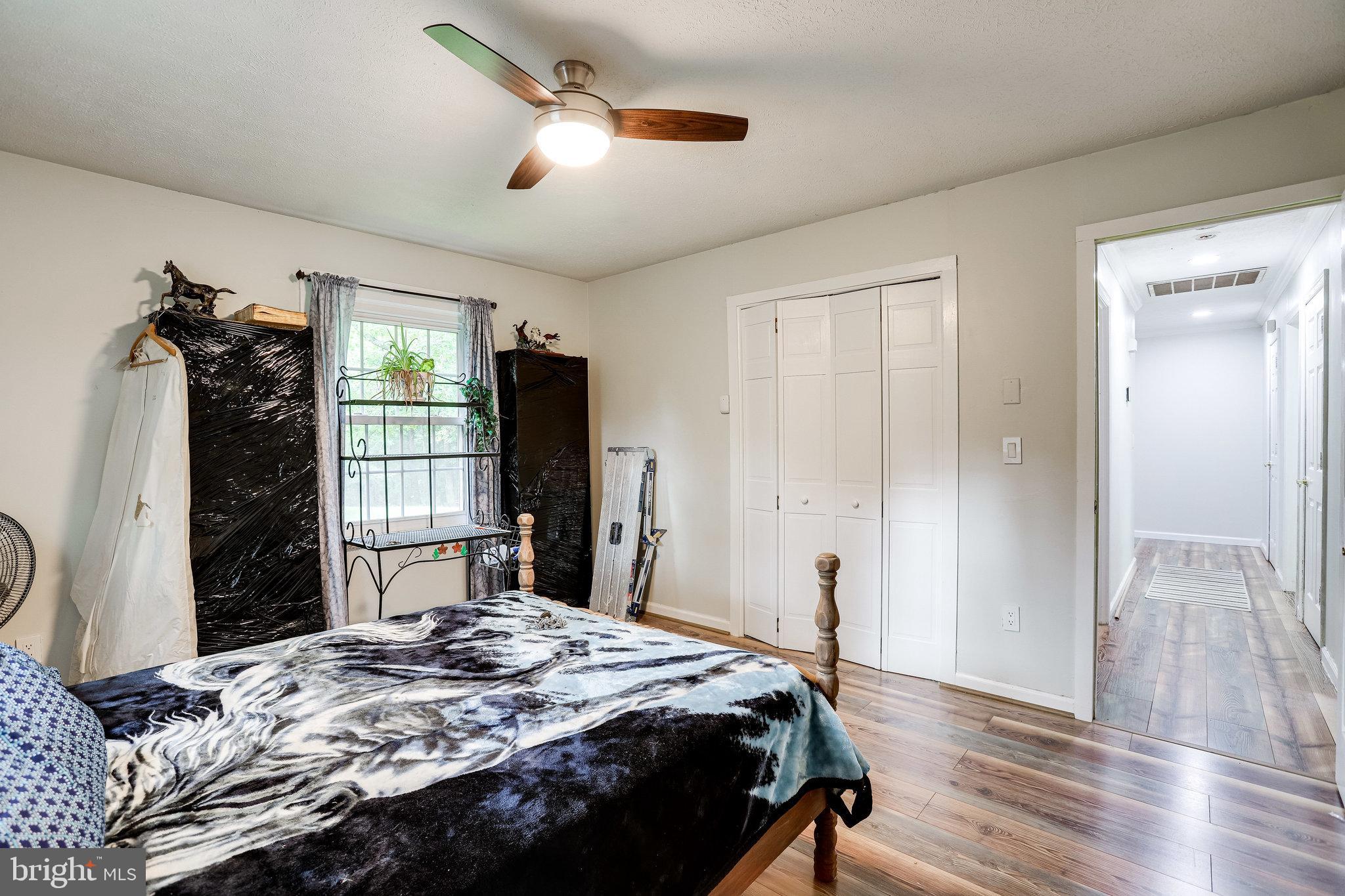 LOCUST HILL - Residential