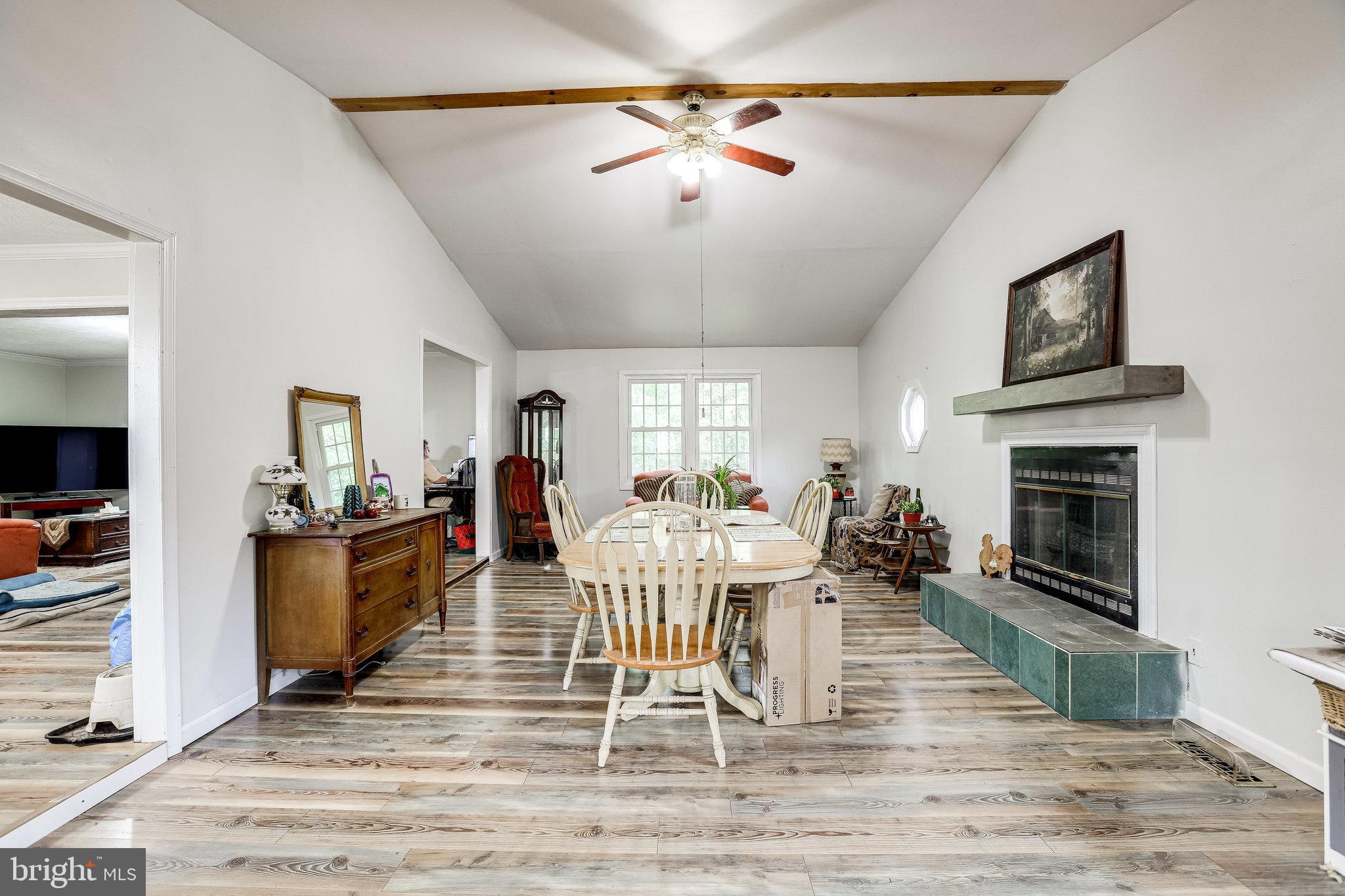 LOCUST HILL - Residential