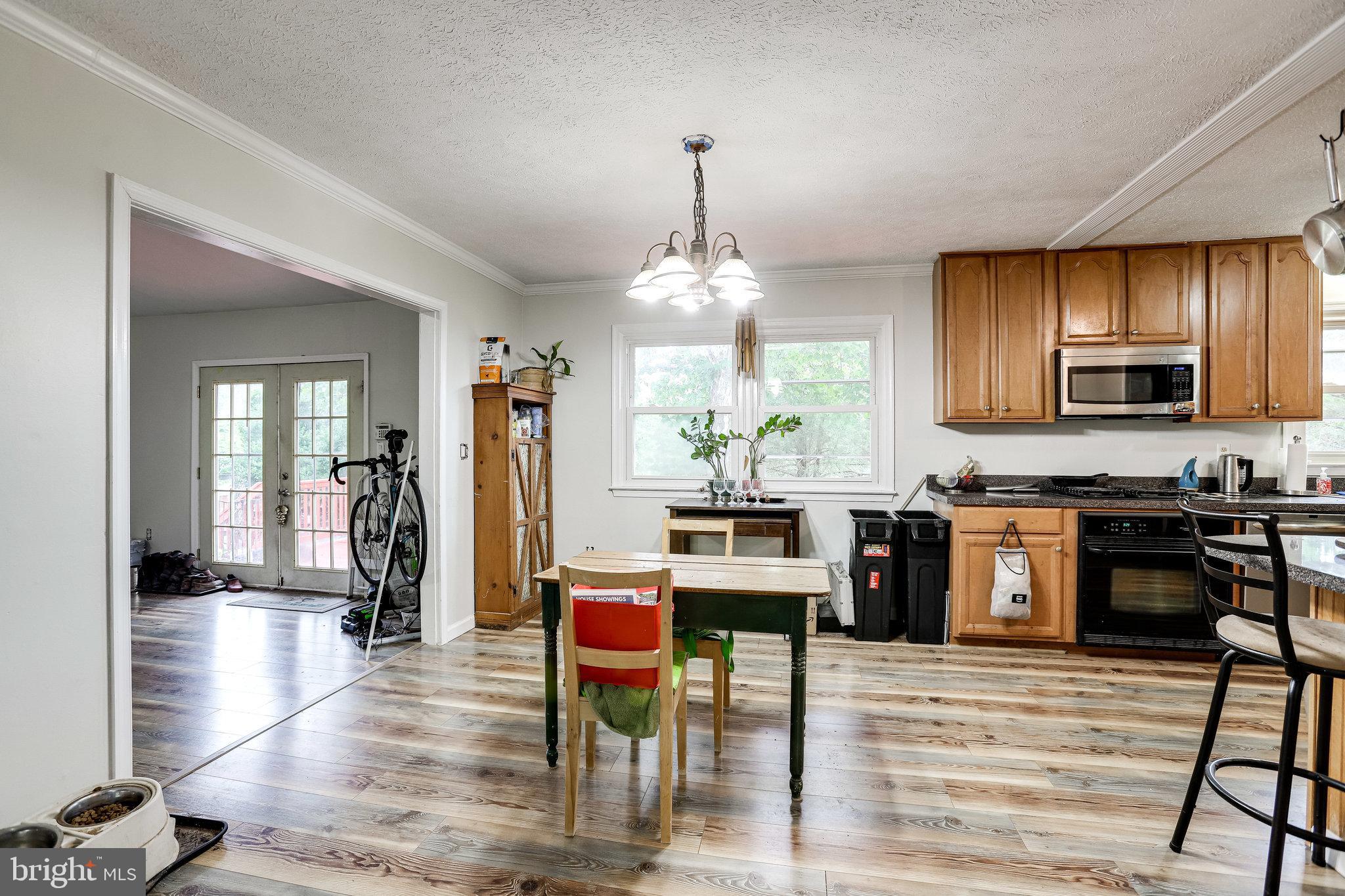 LOCUST HILL - Residential