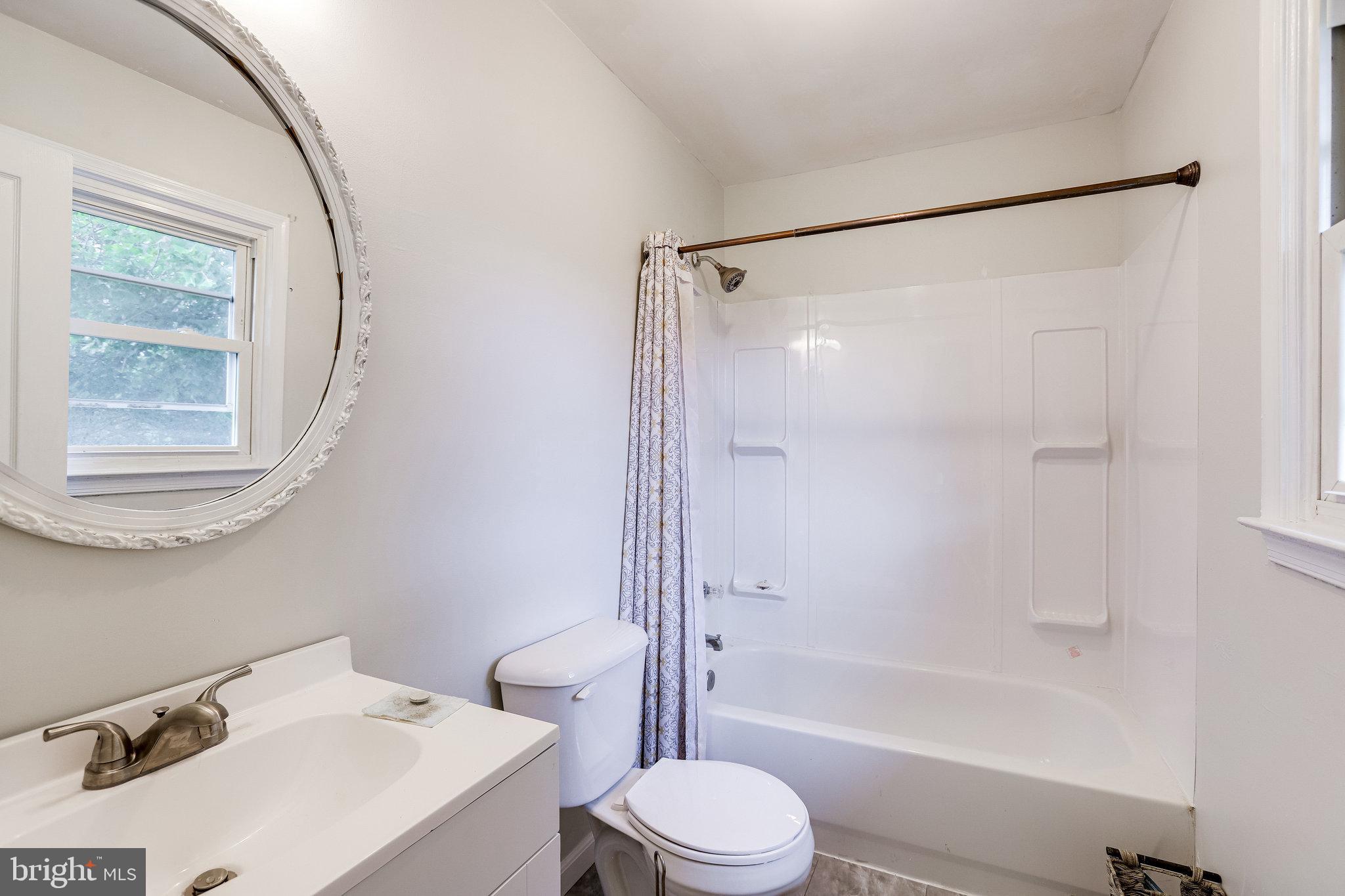 LOCUST HILL - Residential