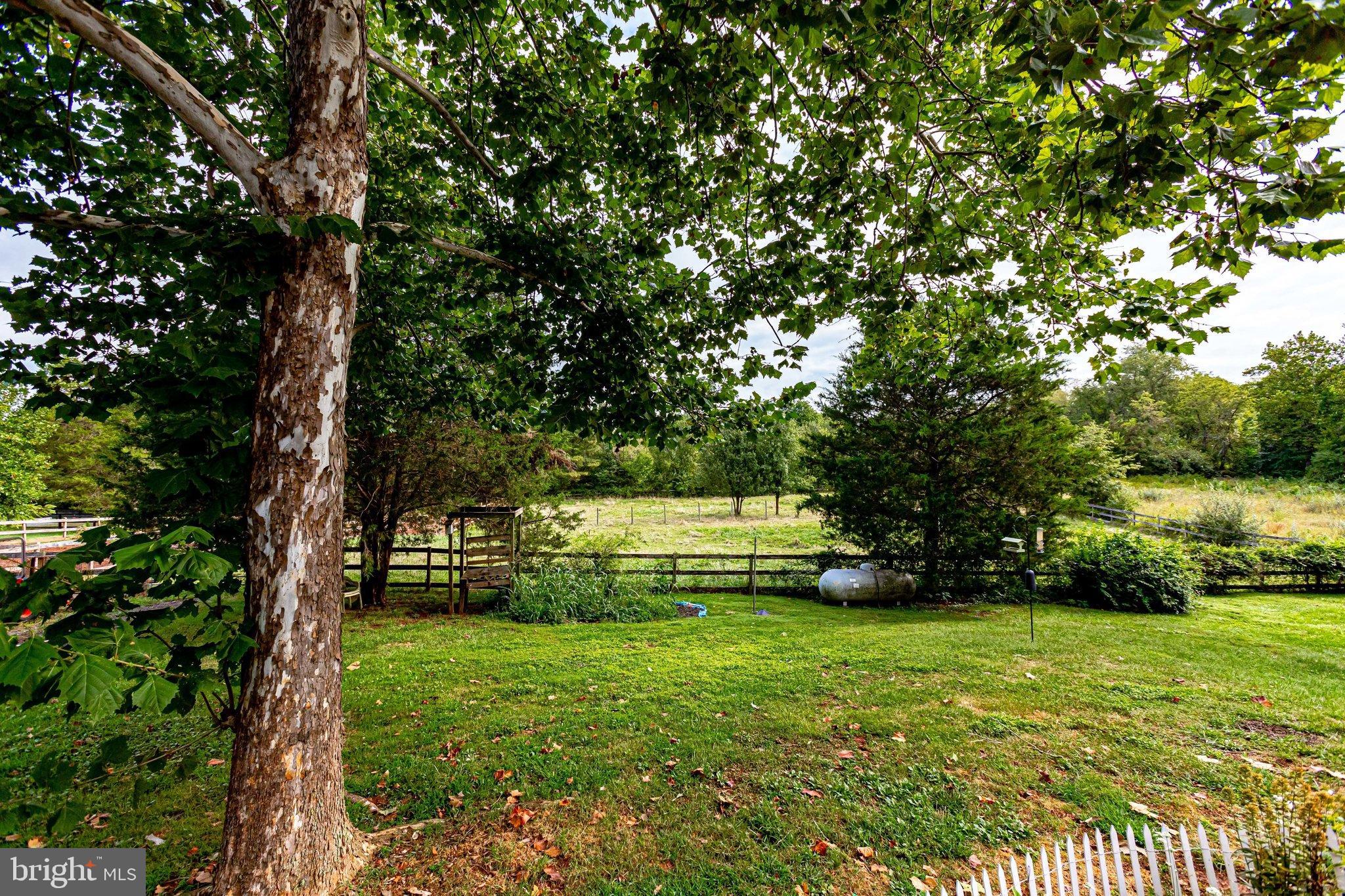 LOCUST HILL - Residential