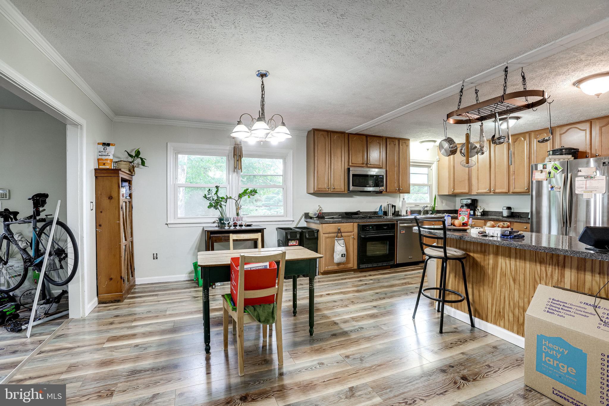 LOCUST HILL - Residential