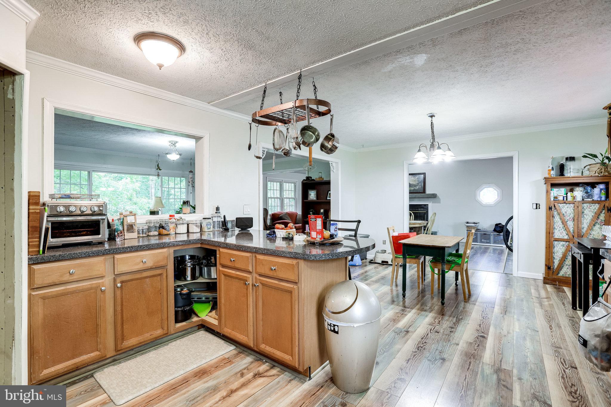 LOCUST HILL - Residential