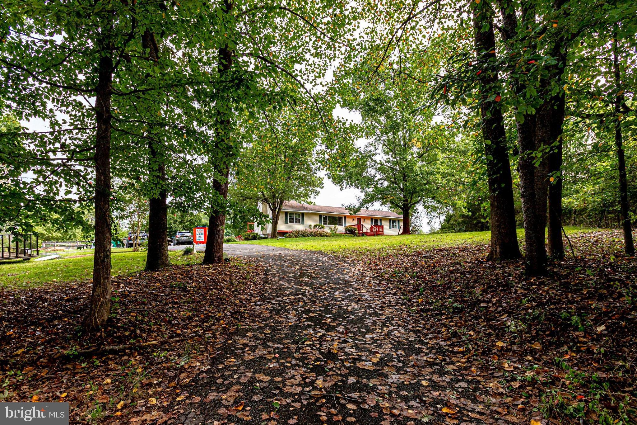 LOCUST HILL - Residential