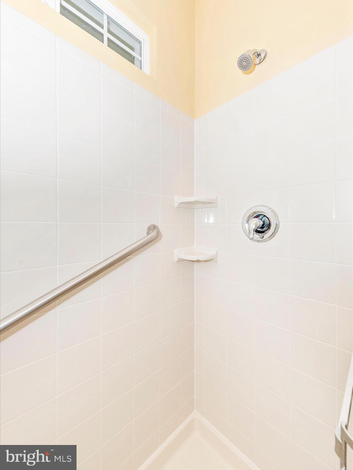 TANTALLON ON THE POTOMAC - Residential