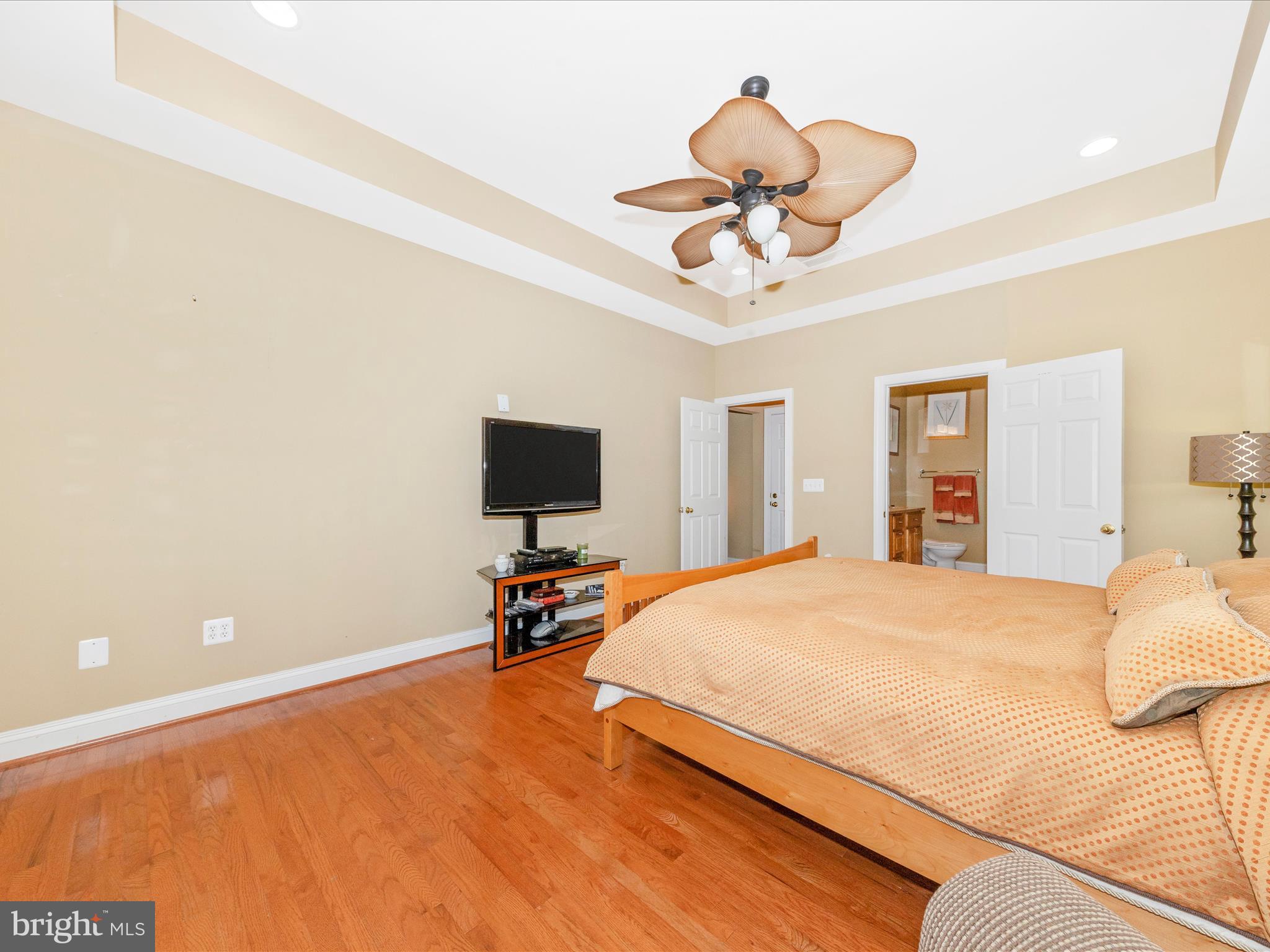 TANTALLON ON THE POTOMAC - Residential