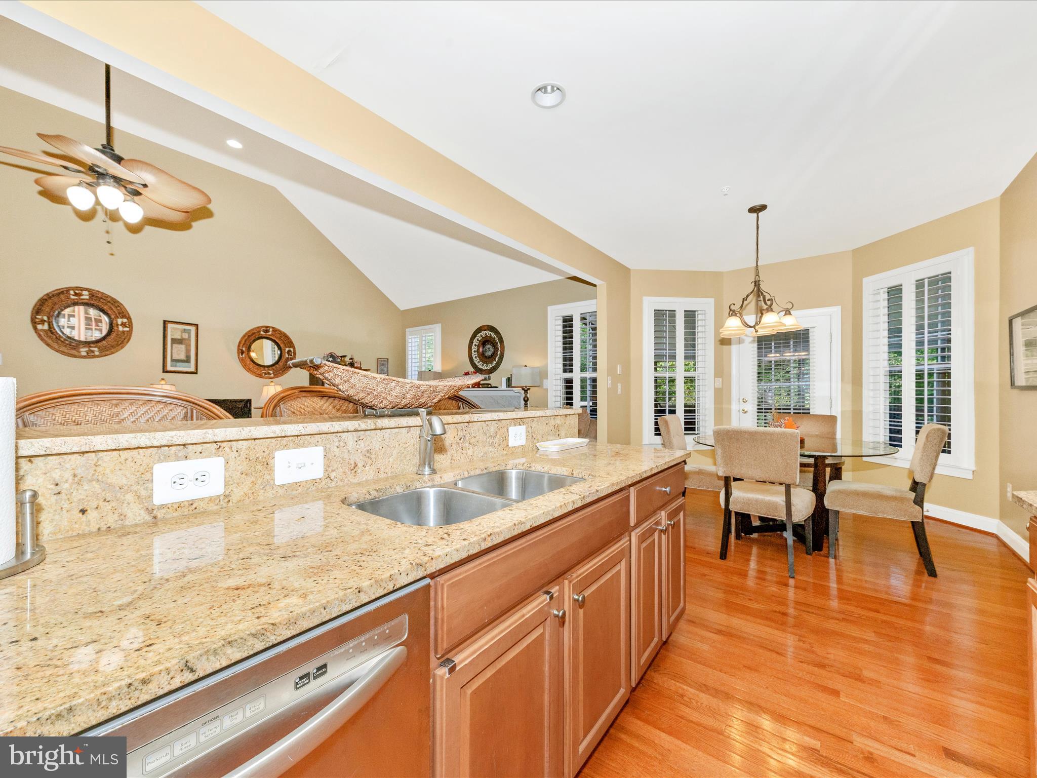 TANTALLON ON THE POTOMAC - Residential