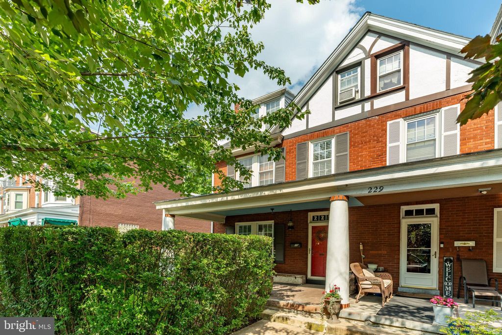 Photo of 227 Ruby Street, LANCASTER, PA 17603 (MLS # PALA2071672)