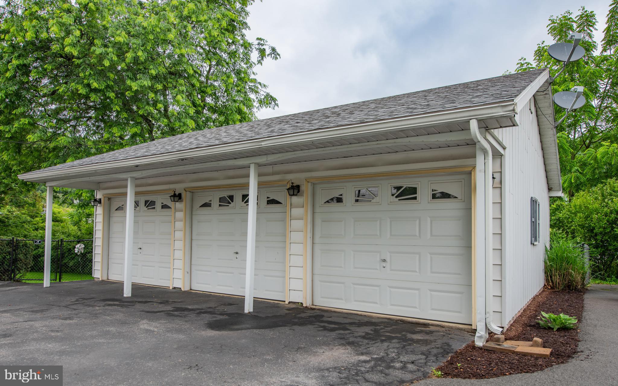 CEDAR HEIGHTS - Residential