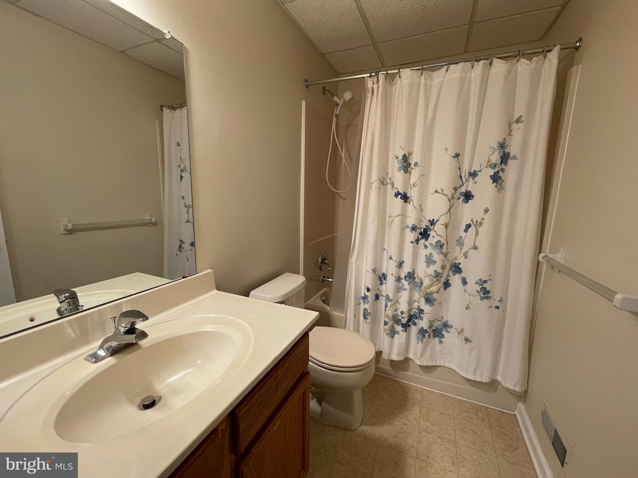 WILLISTOWN CHASE - Residential