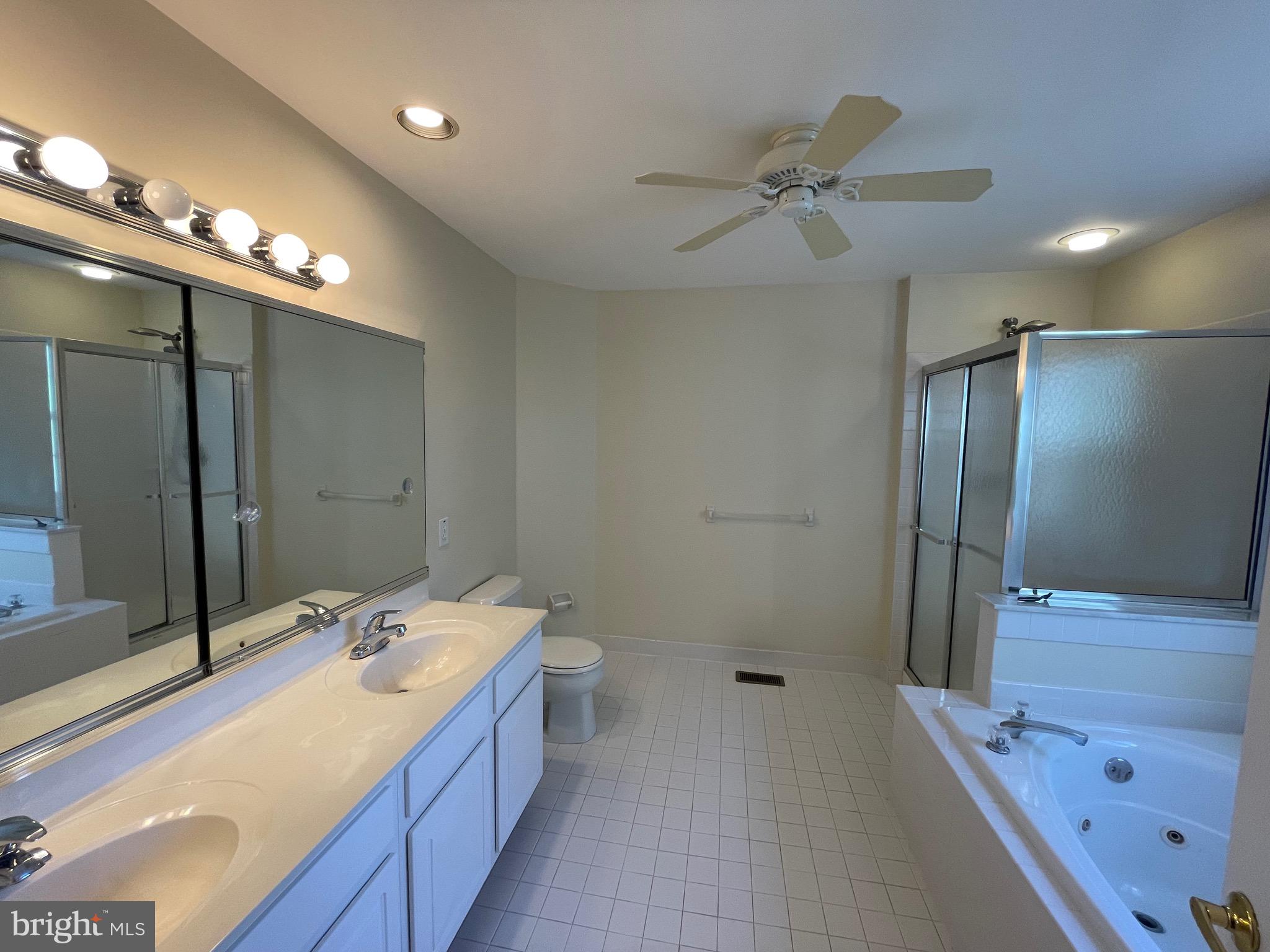 WILLISTOWN CHASE - Residential