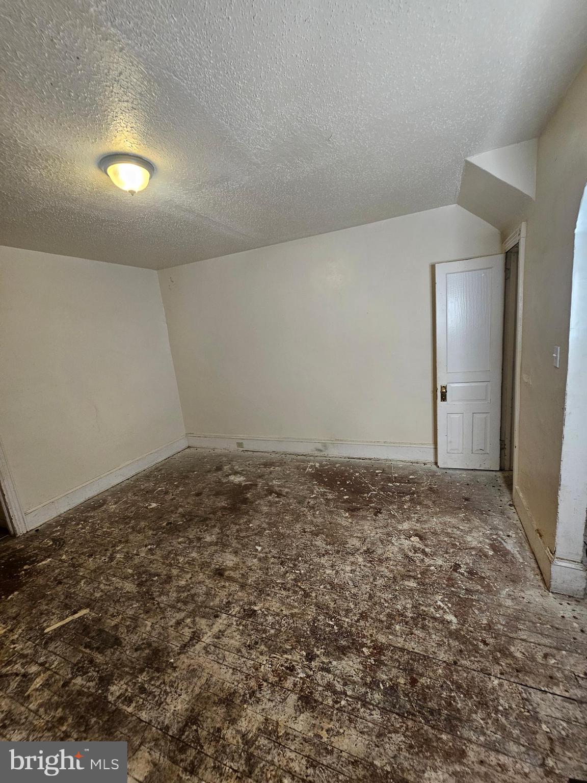 PHILADELPHIA (WEST) - Residential