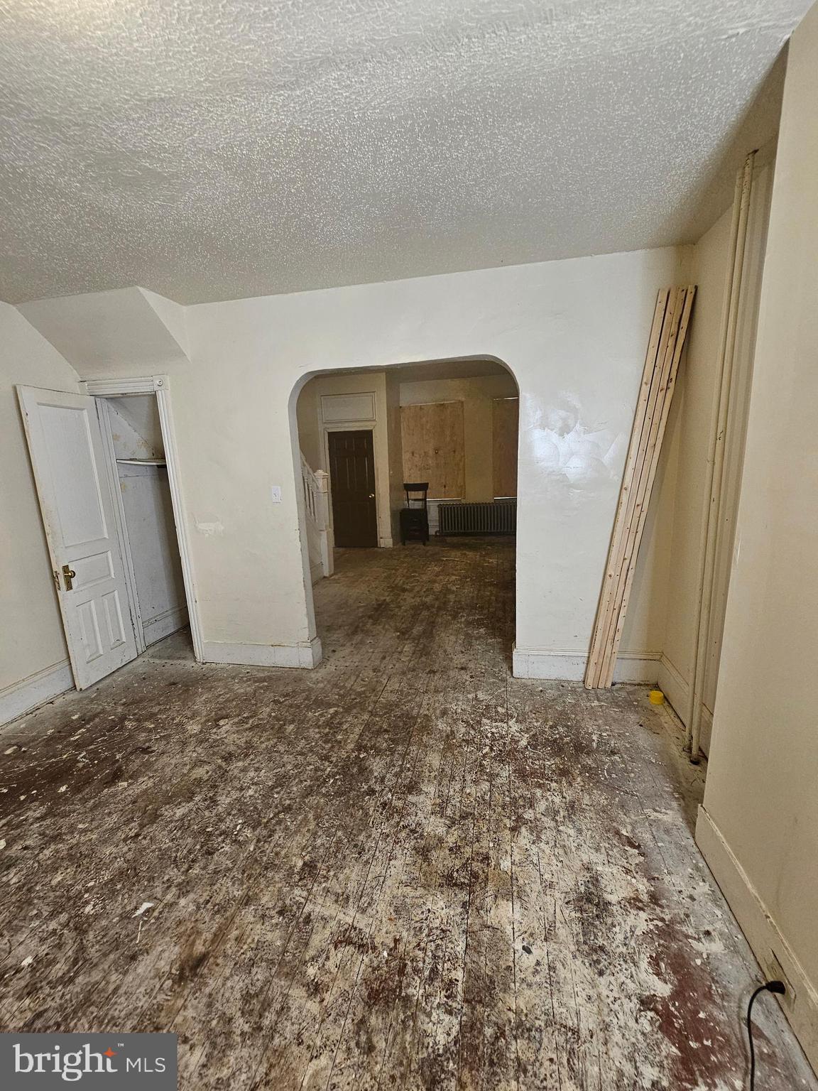 PHILADELPHIA (WEST) - Residential