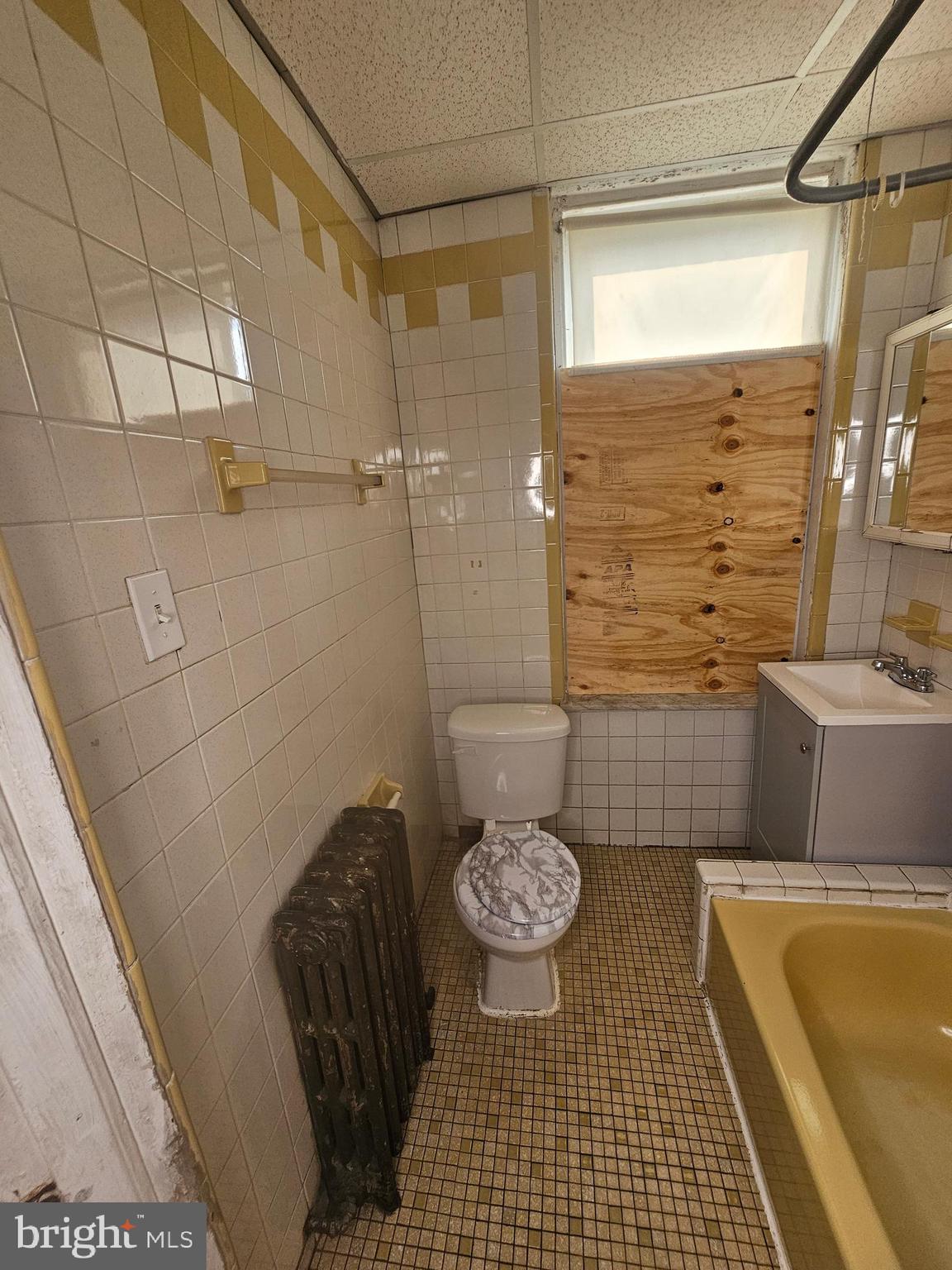 PHILADELPHIA (WEST) - Residential