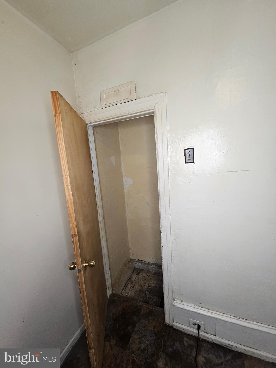 PHILADELPHIA (WEST) - Residential