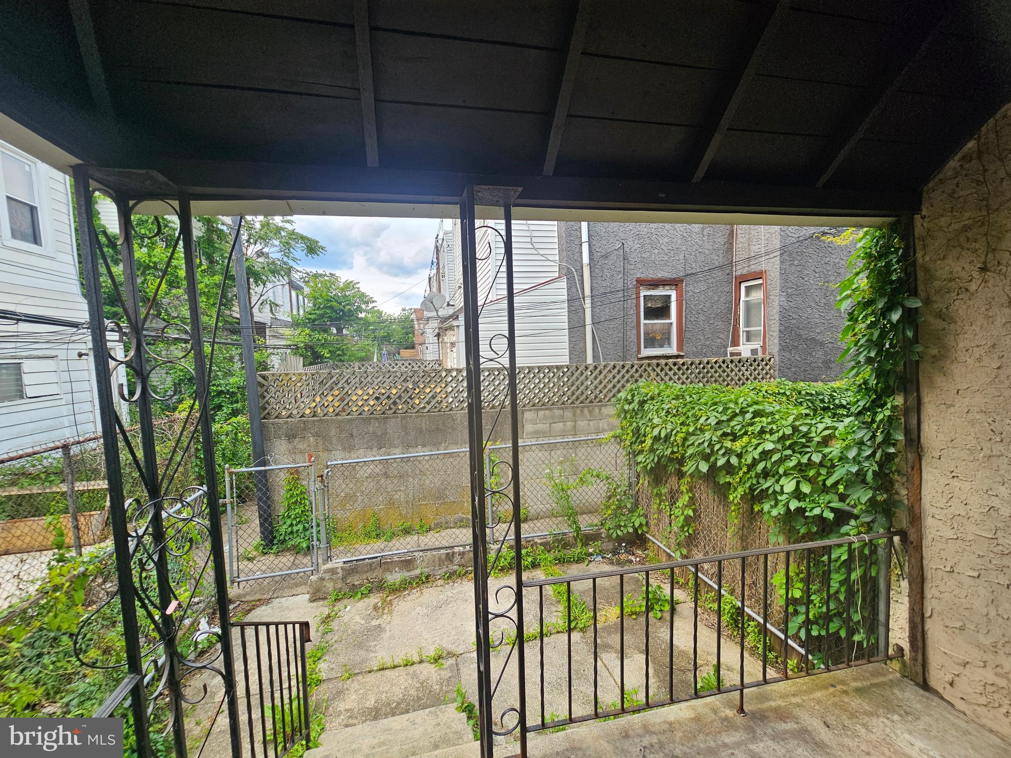 PHILADELPHIA (WEST) - Residential