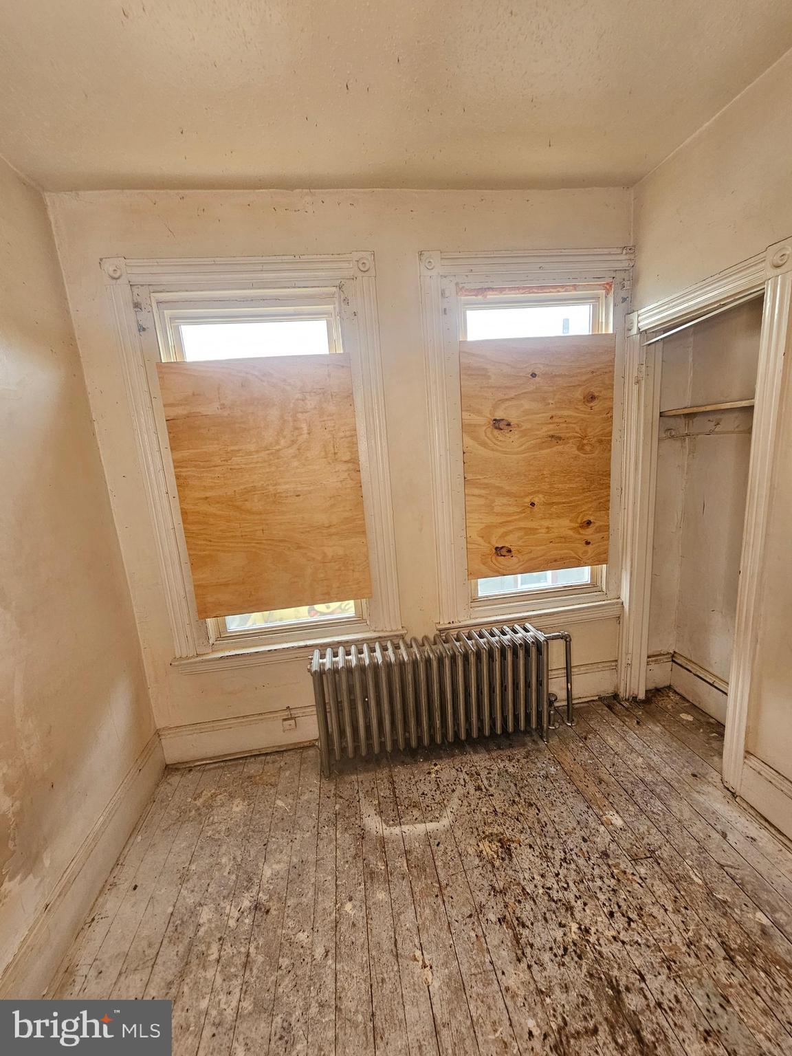 PHILADELPHIA (WEST) - Residential