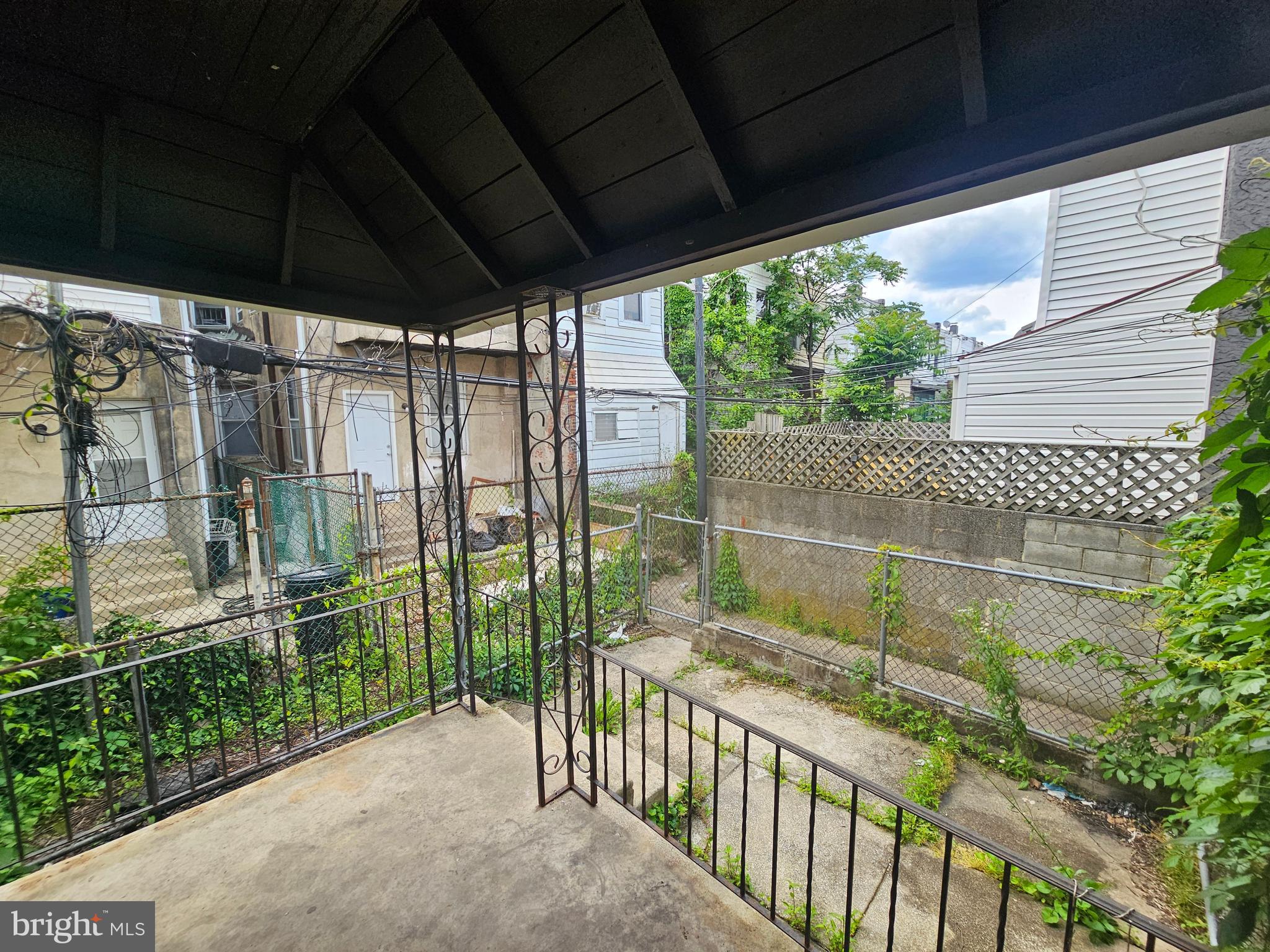 PHILADELPHIA (WEST) - Residential