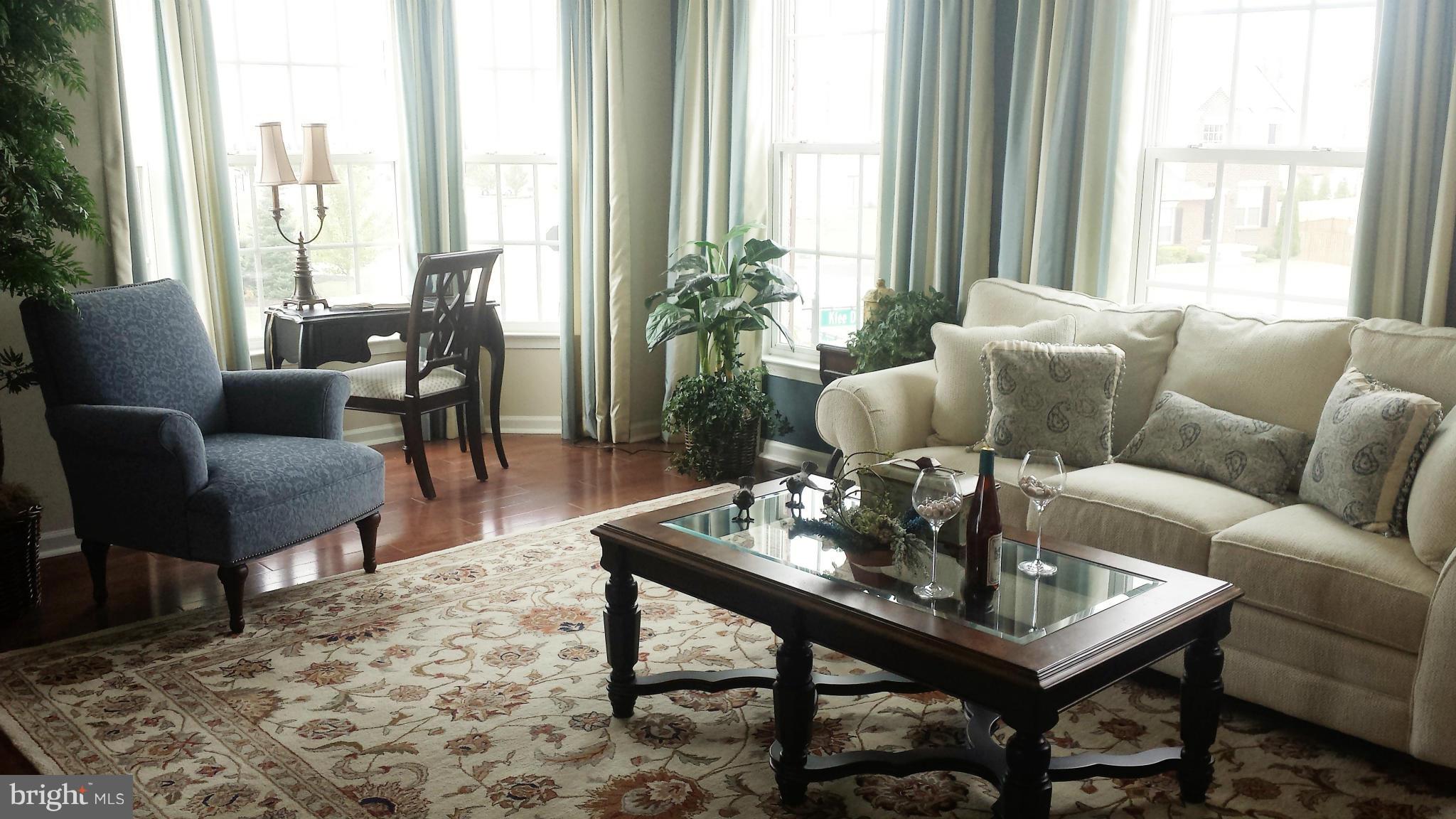 MARTINSBURG STATION - Residential