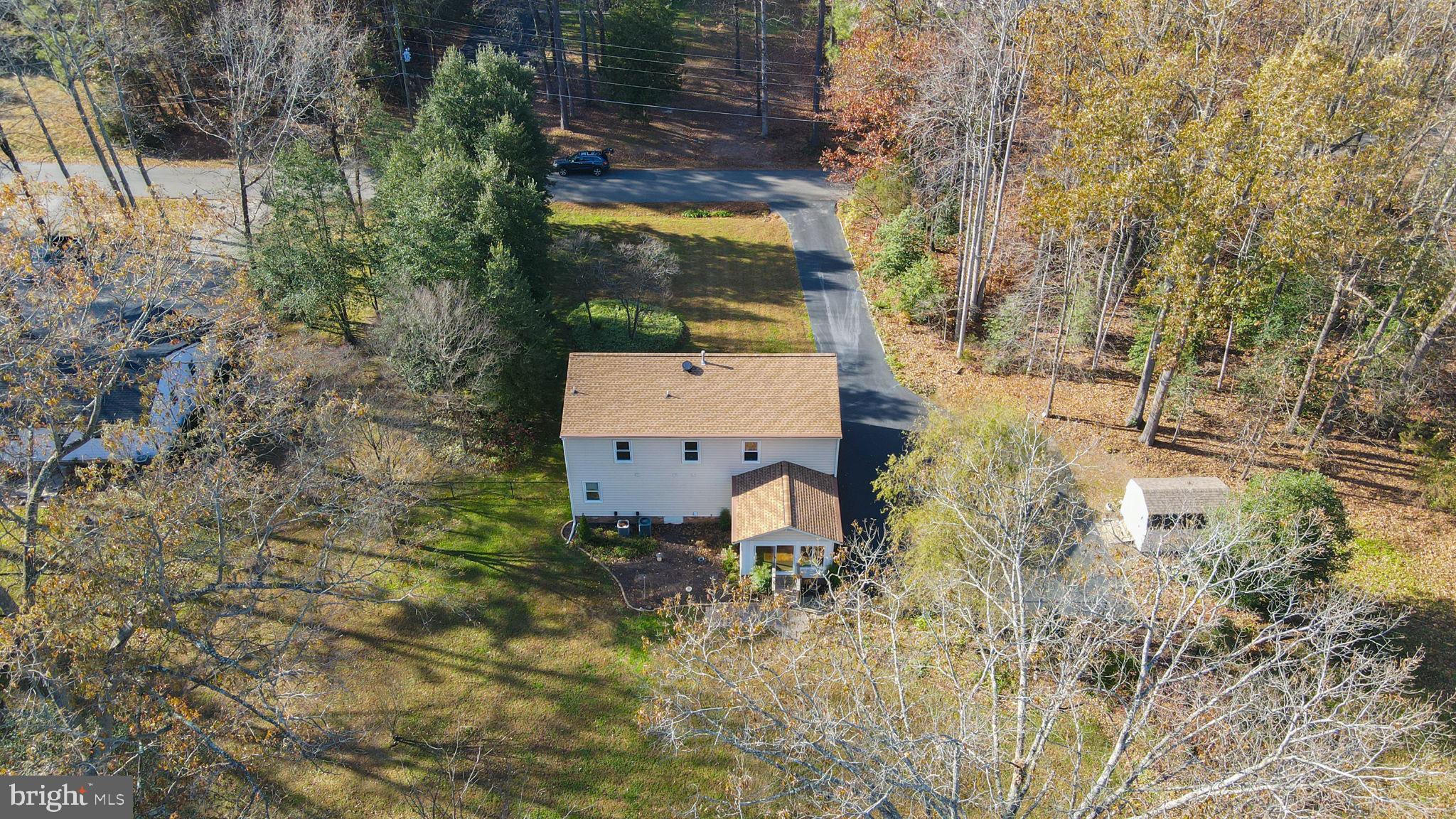 LAKE CAROLINE - Residential