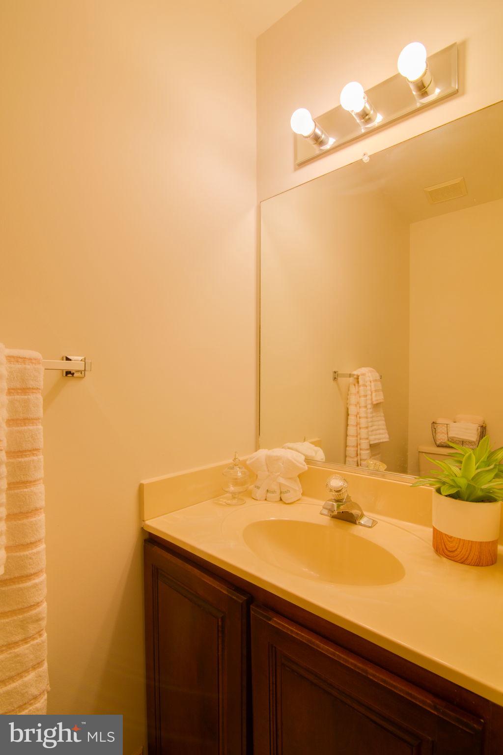 LAKE CAROLINE - Residential