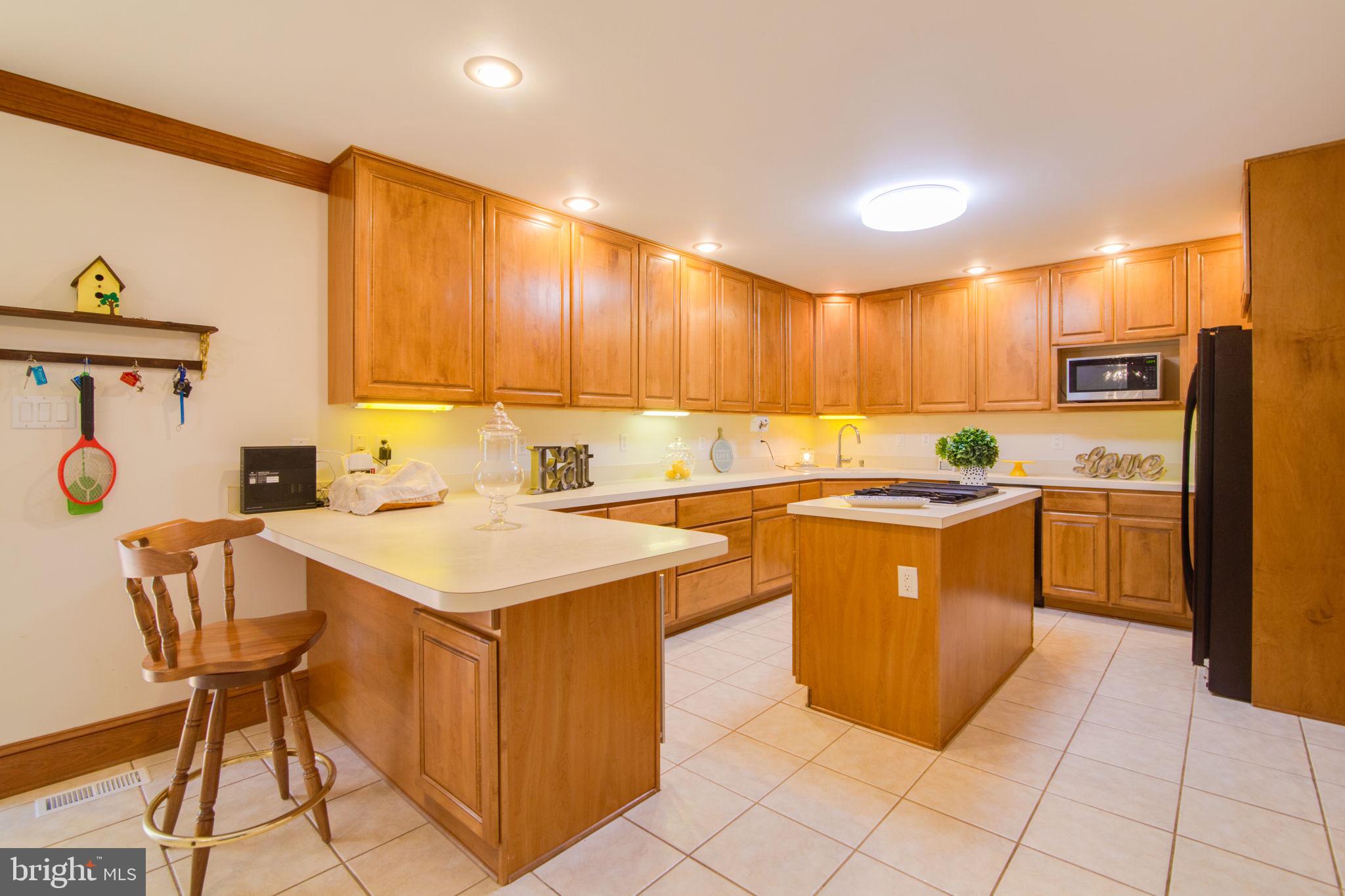 LAKE CAROLINE - Residential