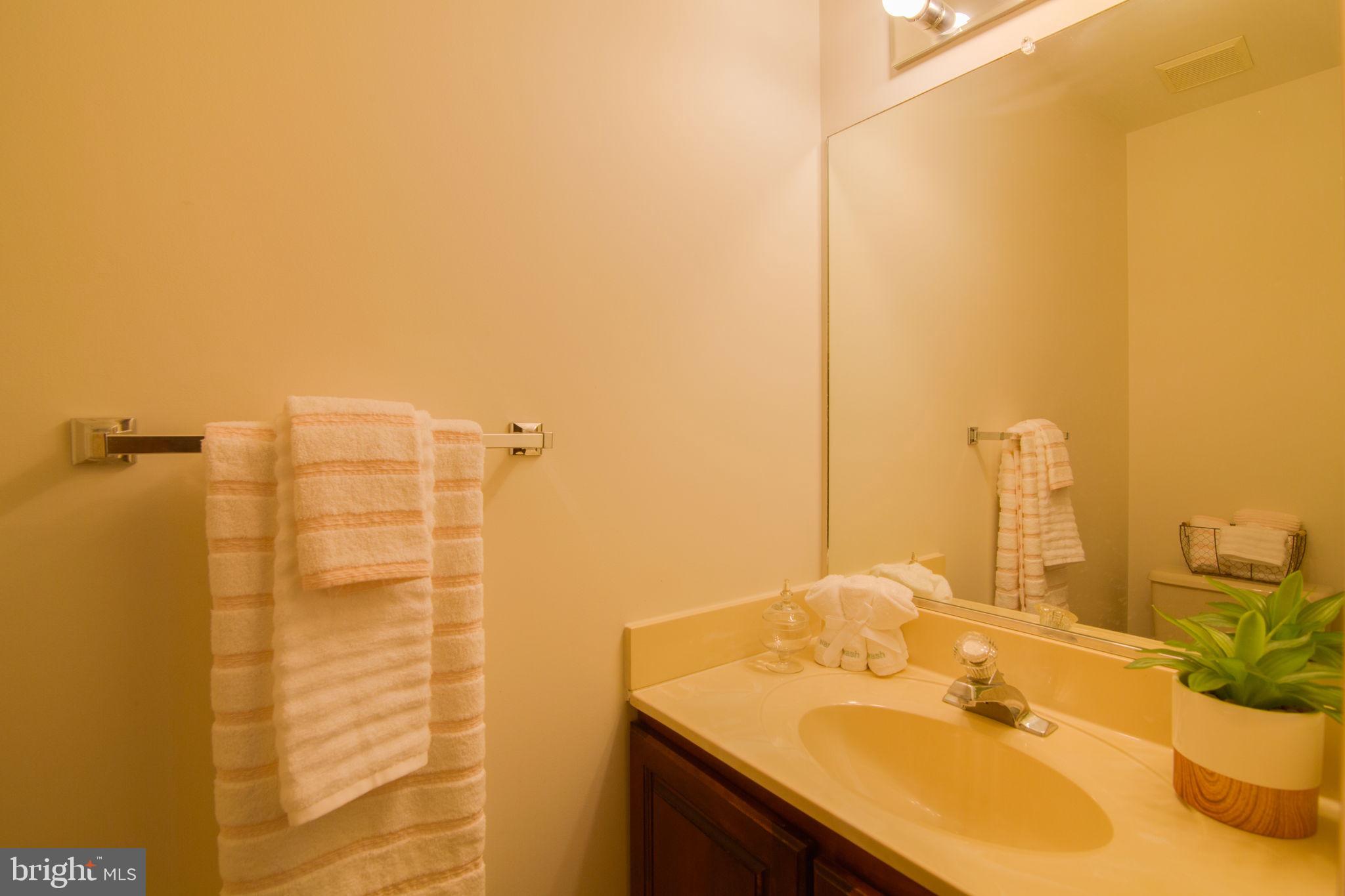 LAKE CAROLINE - Residential