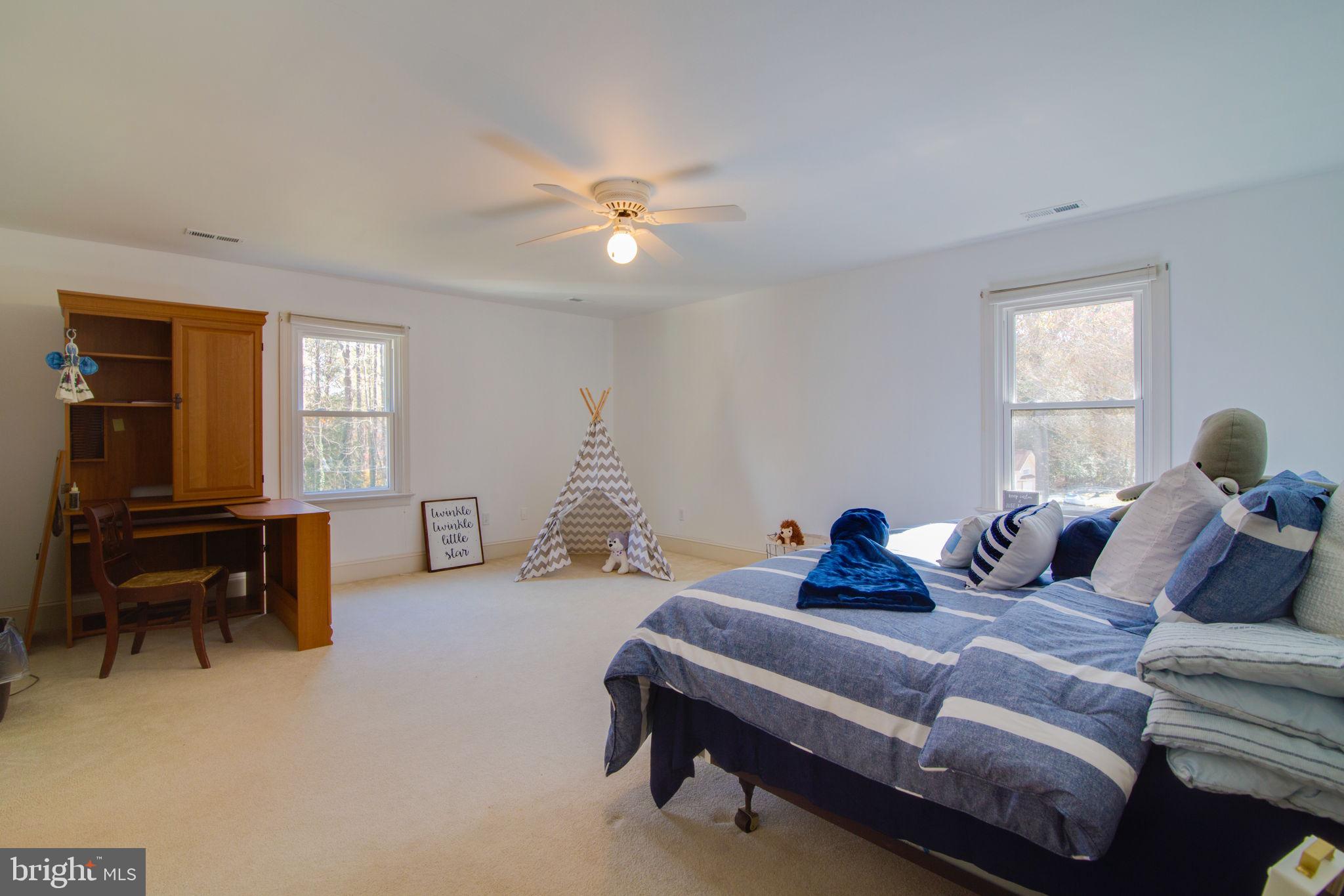 LAKE CAROLINE - Residential