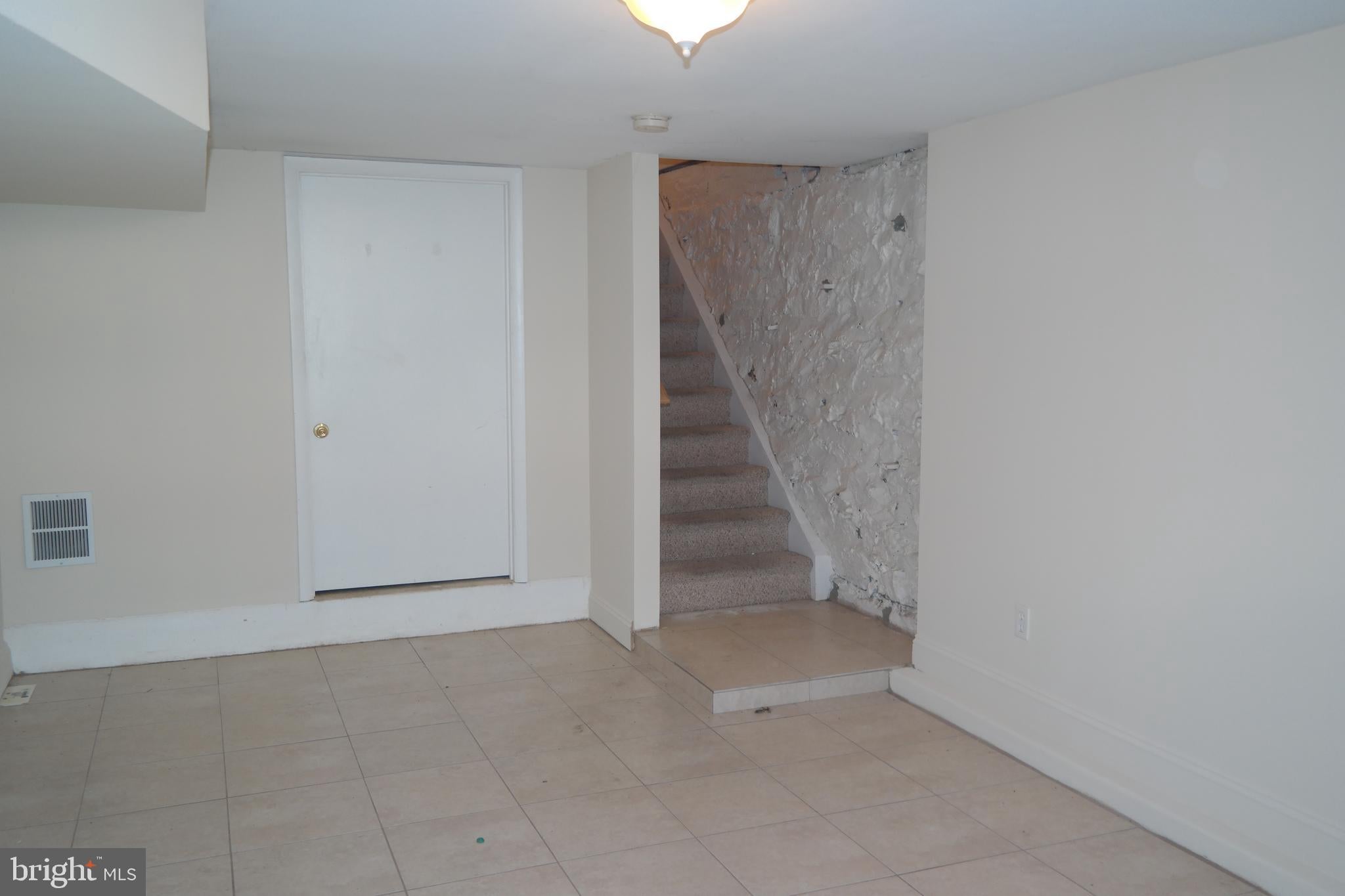 132 N LINWOOD AVENUE