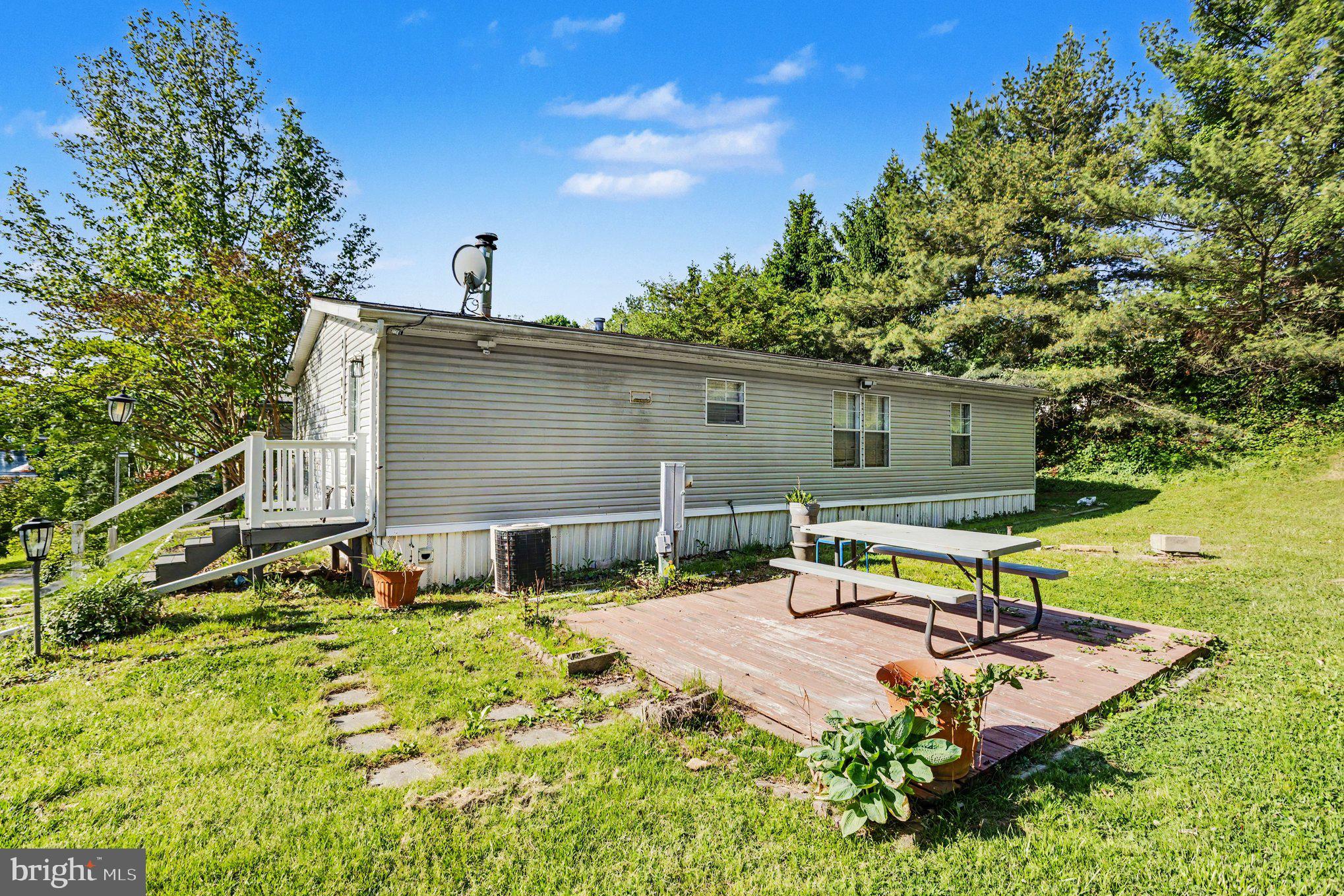 HARFORD MOBILE VILLAGE - Residential