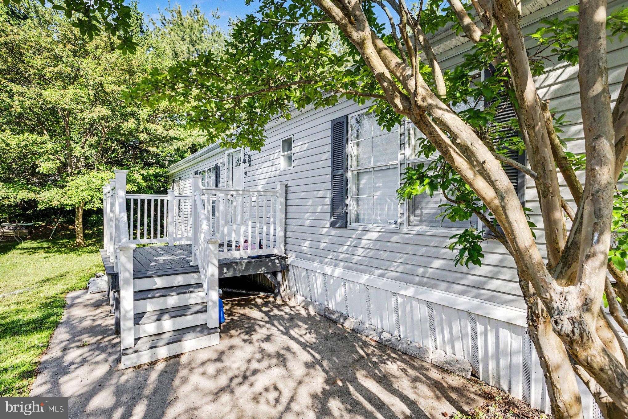 HARFORD MOBILE VILLAGE - Residential