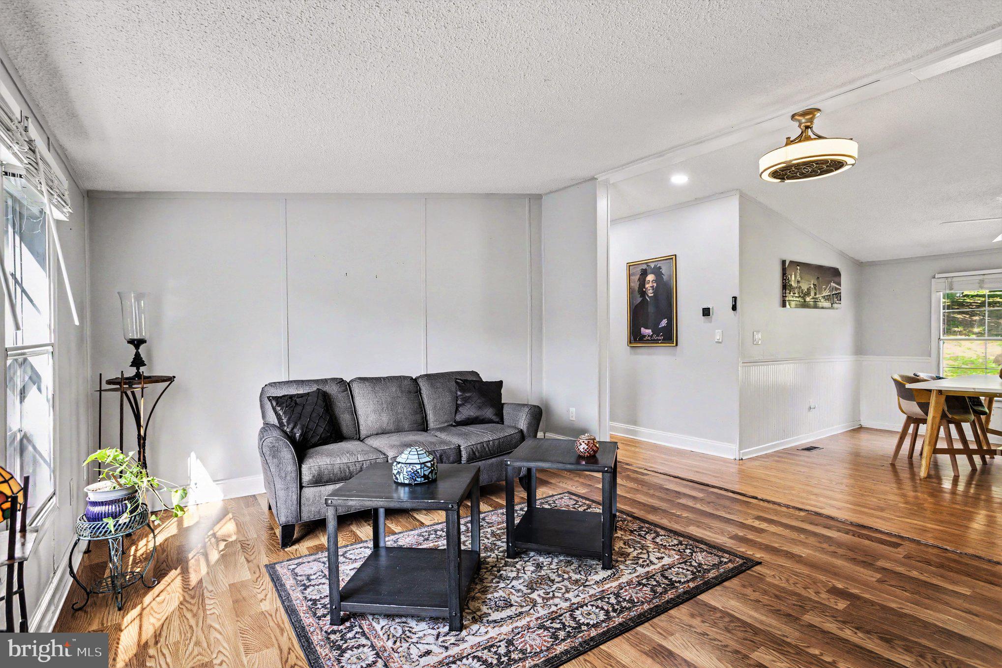 HARFORD MOBILE VILLAGE - Residential