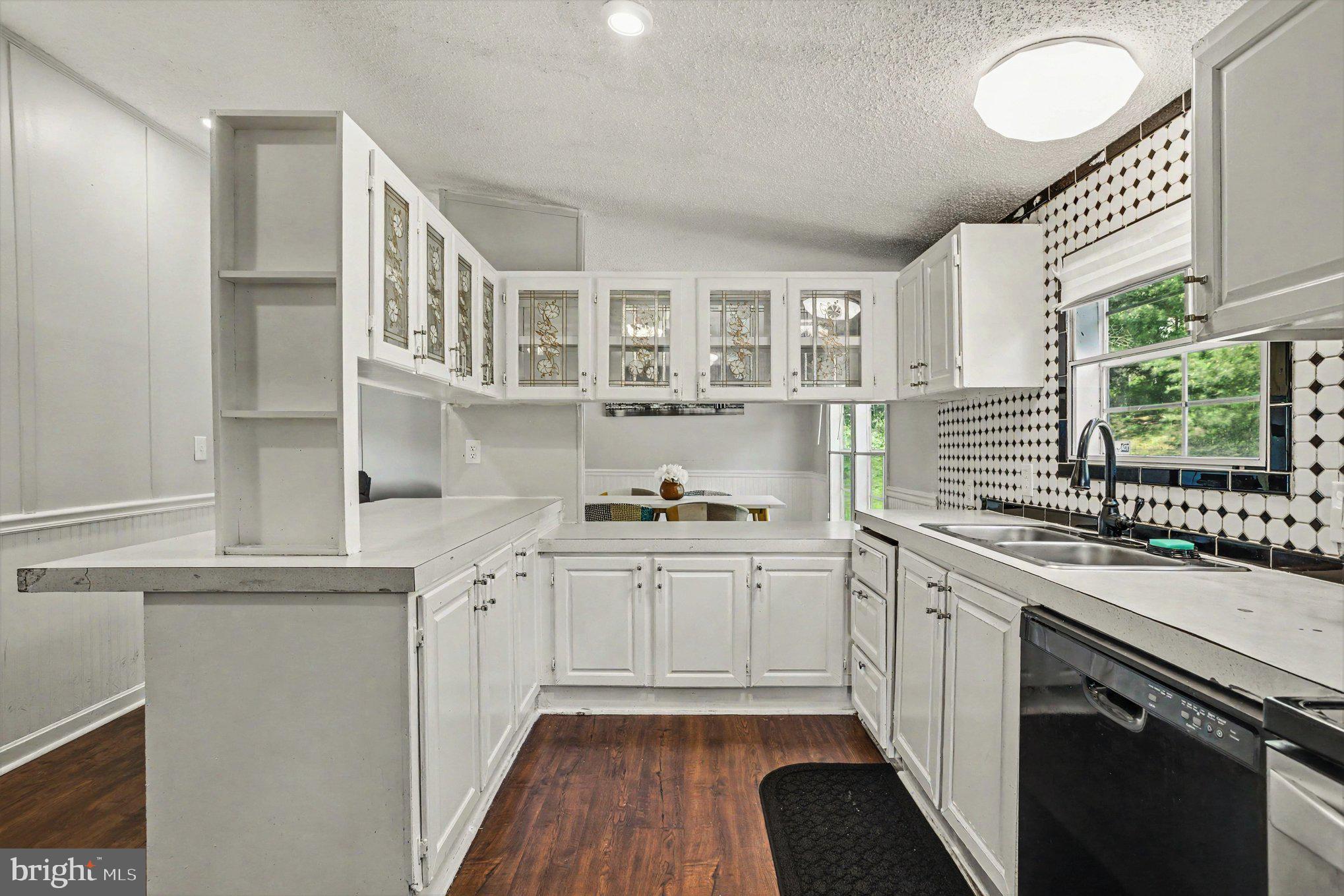 HARFORD MOBILE VILLAGE - Residential