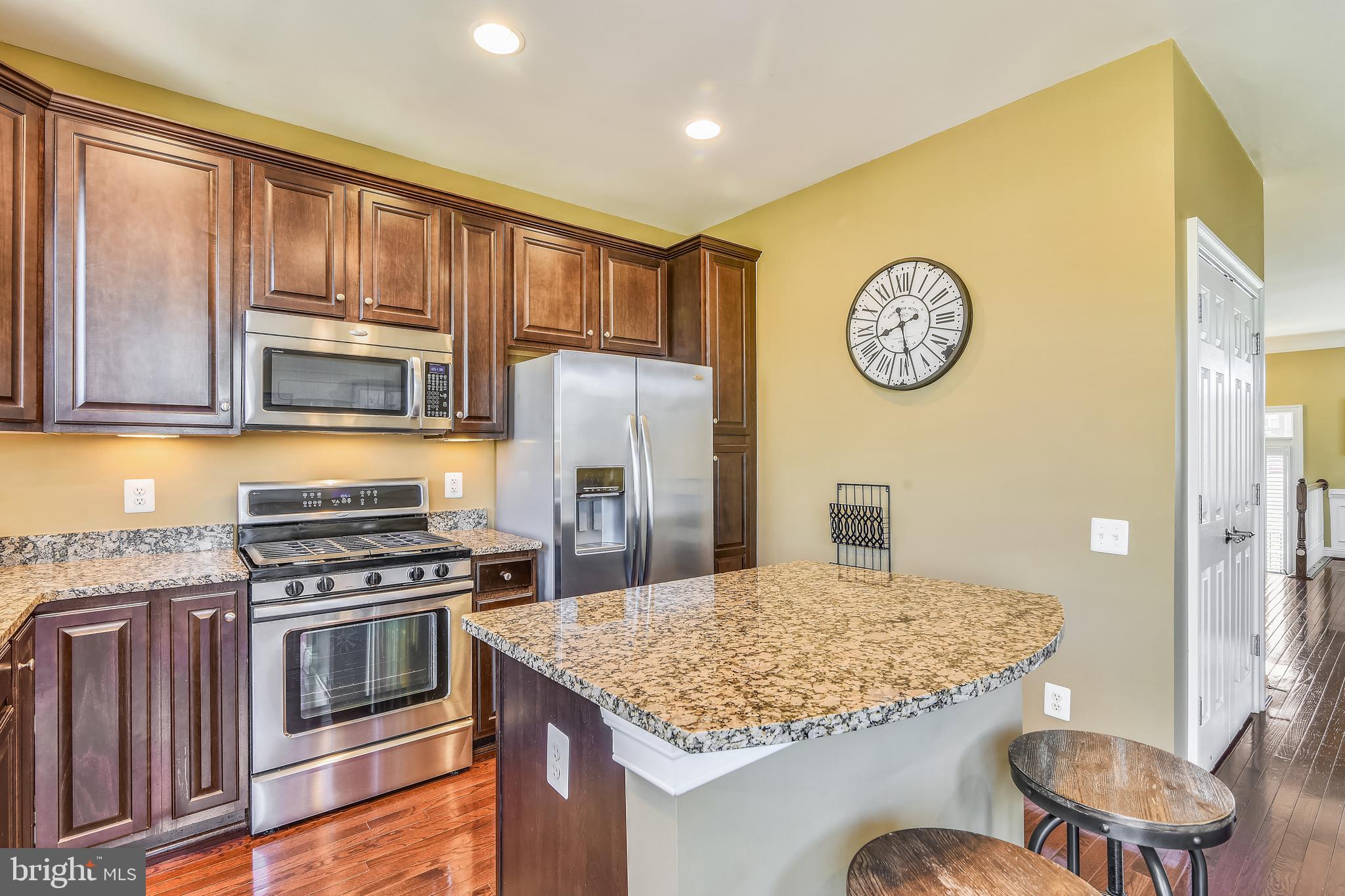 GOOSE CREEK VILLAGE NORTH - Residential Lease