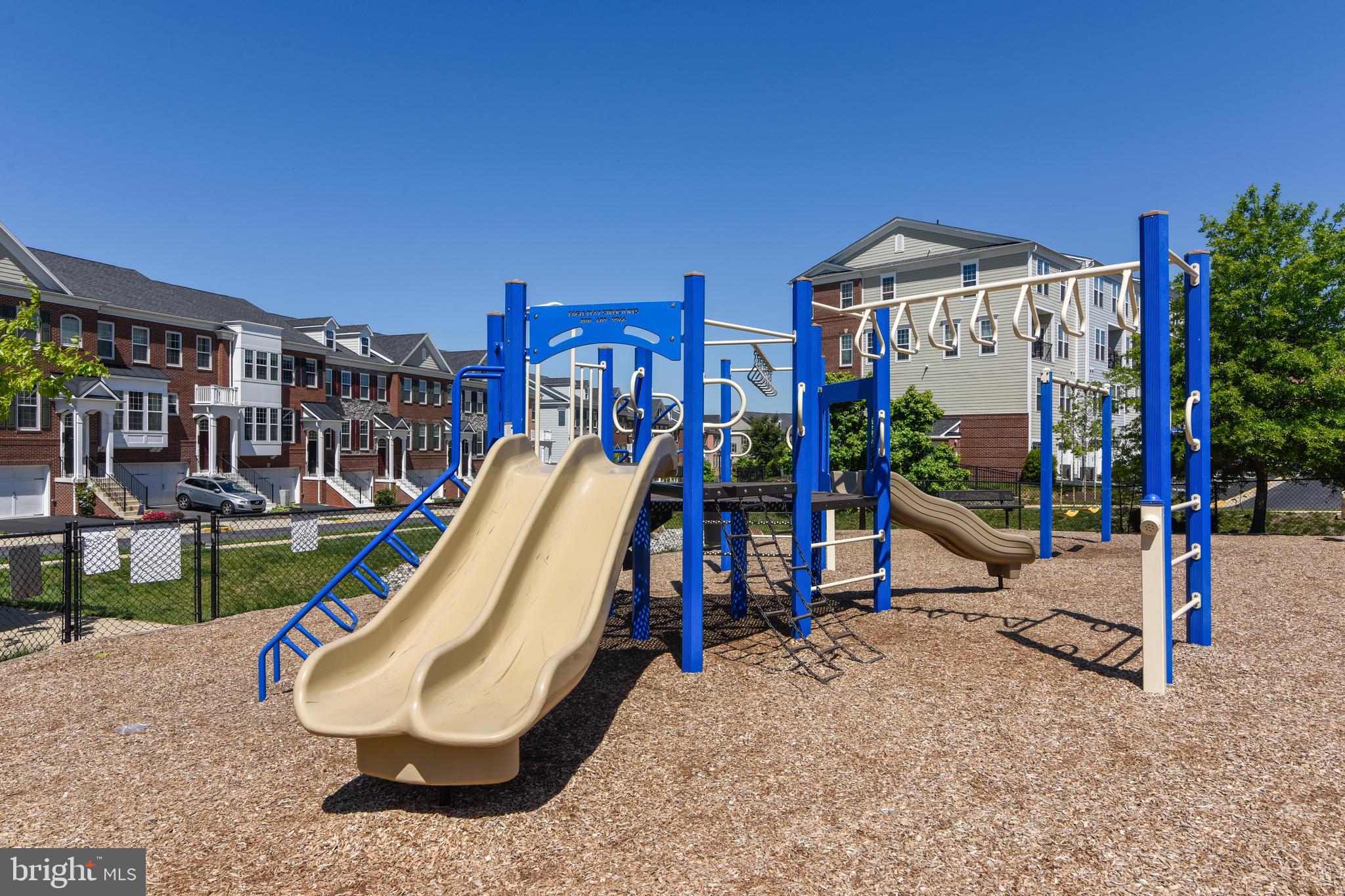 GOOSE CREEK VILLAGE NORTH - Residential Lease