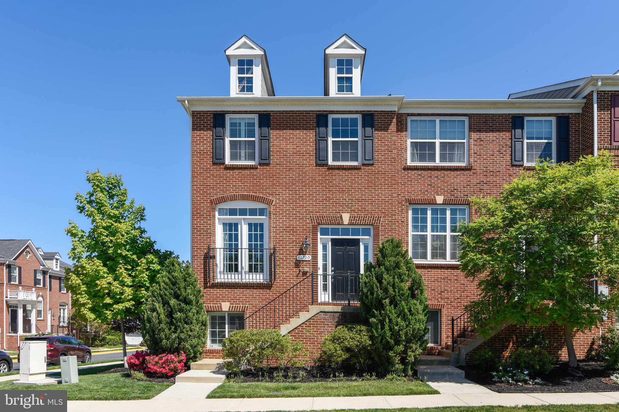 GOOSE CREEK VILLAGE NORTH - Residential Lease