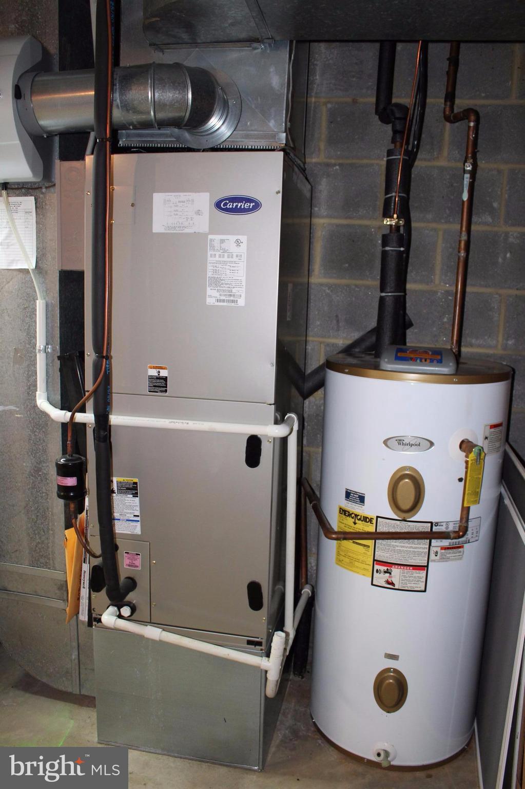 CARLTON SQUARE - Residential