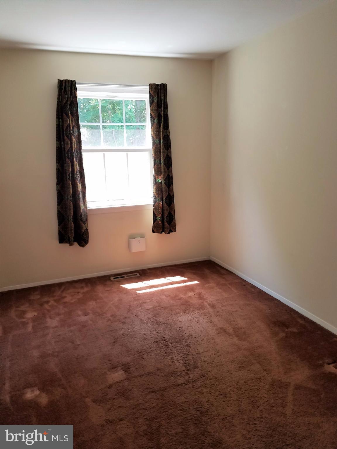 CARLTON SQUARE - Residential