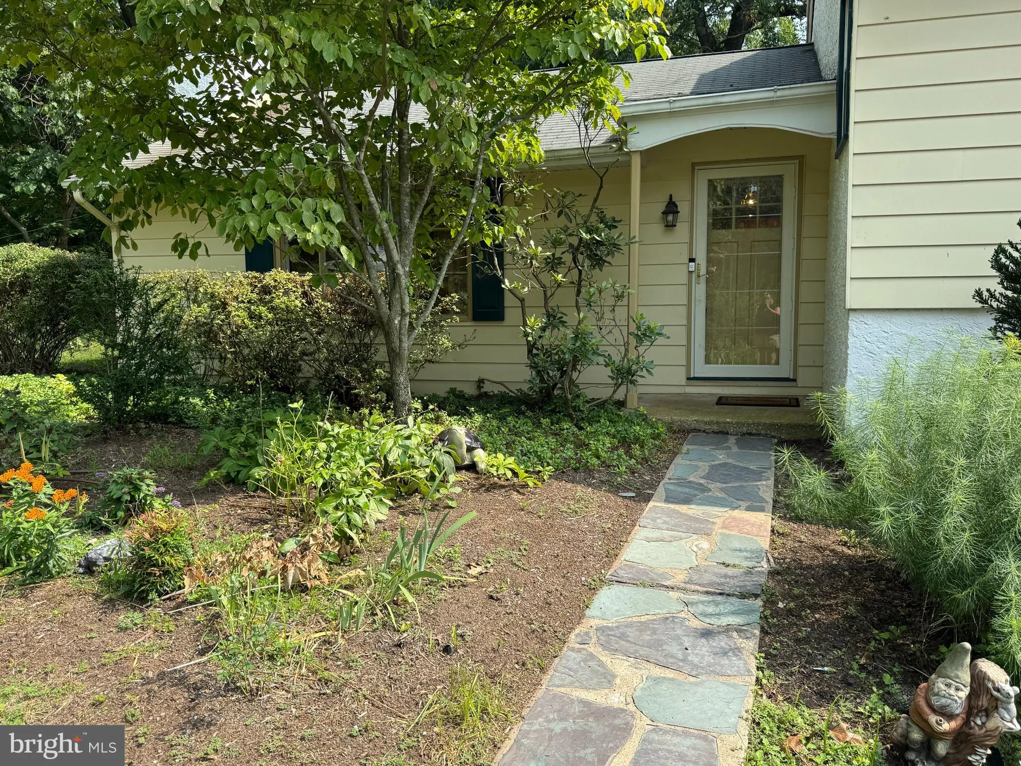 Berwyn, Pennsylvania 19312, United States, 3 Bedrooms Bedrooms, ,3 BathroomsBathrooms,Residential,Active,186435