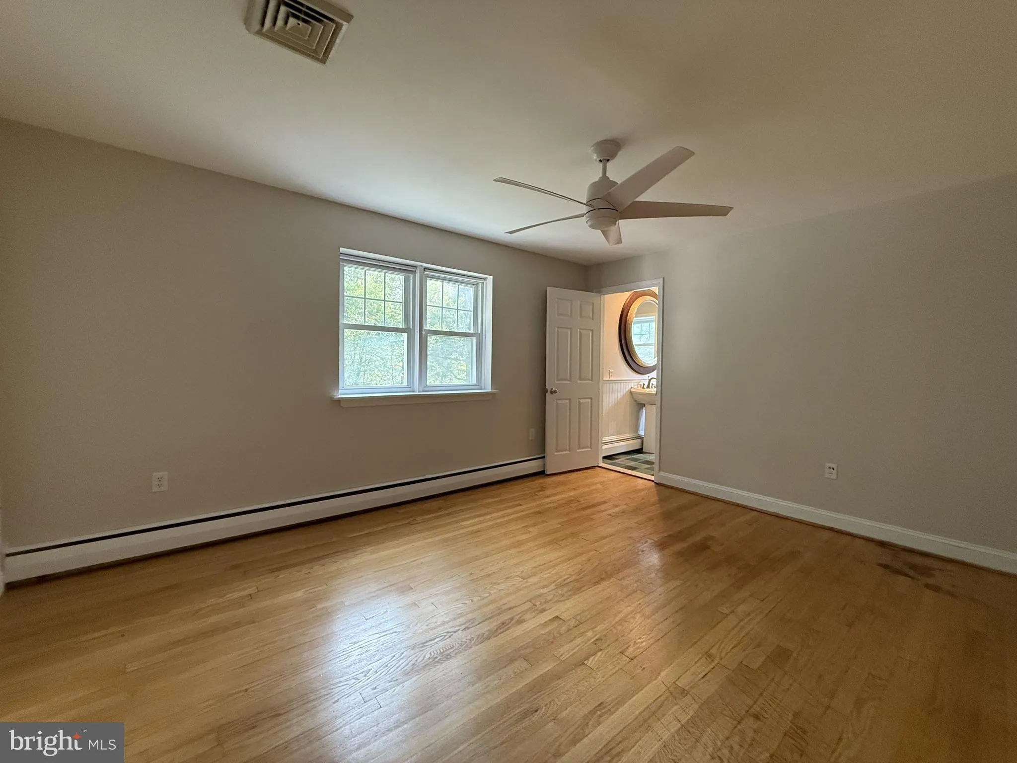 Berwyn, Pennsylvania 19312, United States, 3 Bedrooms Bedrooms, ,3 BathroomsBathrooms,Residential,Active,186435