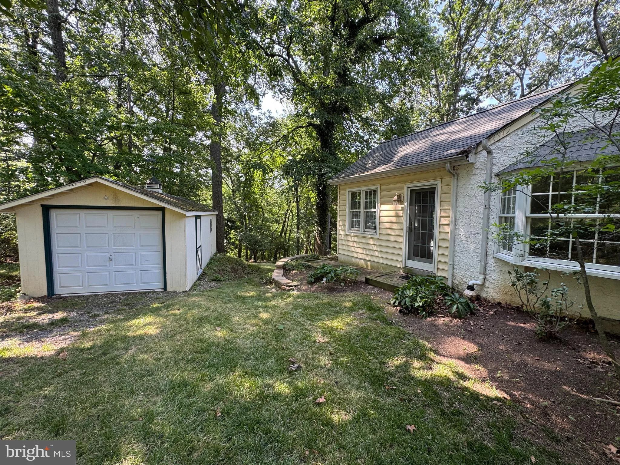 Berwyn, Pennsylvania 19312, United States, 3 Bedrooms Bedrooms, ,3 BathroomsBathrooms,Residential,Active,186435