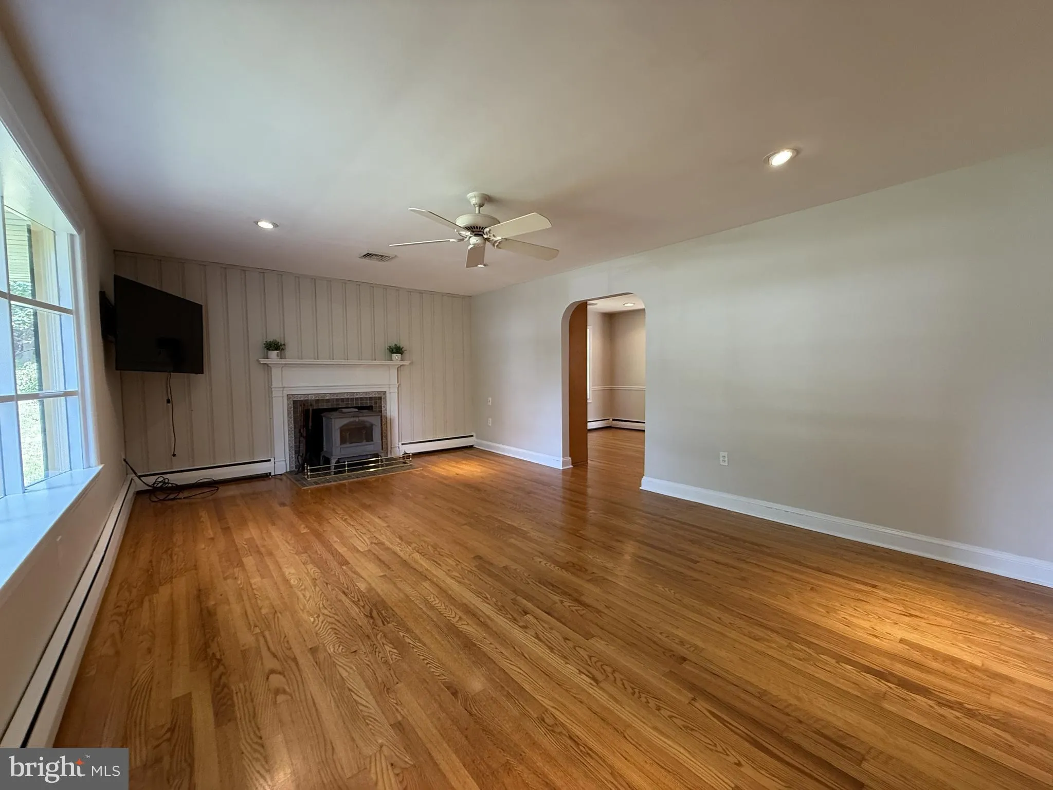 Berwyn, Pennsylvania 19312, United States, 3 Bedrooms Bedrooms, ,3 BathroomsBathrooms,Residential,Active,186435