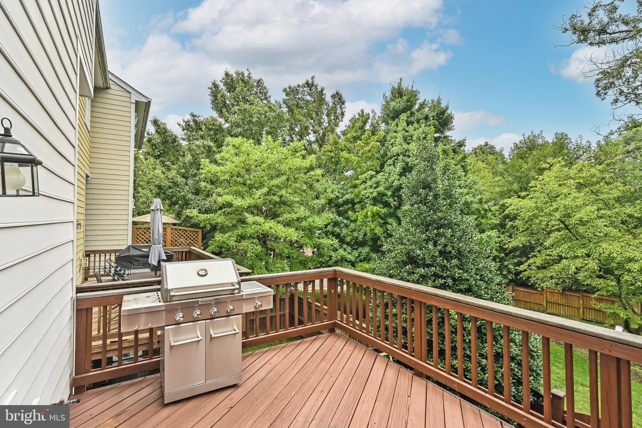 CEDAR LANE - Residential