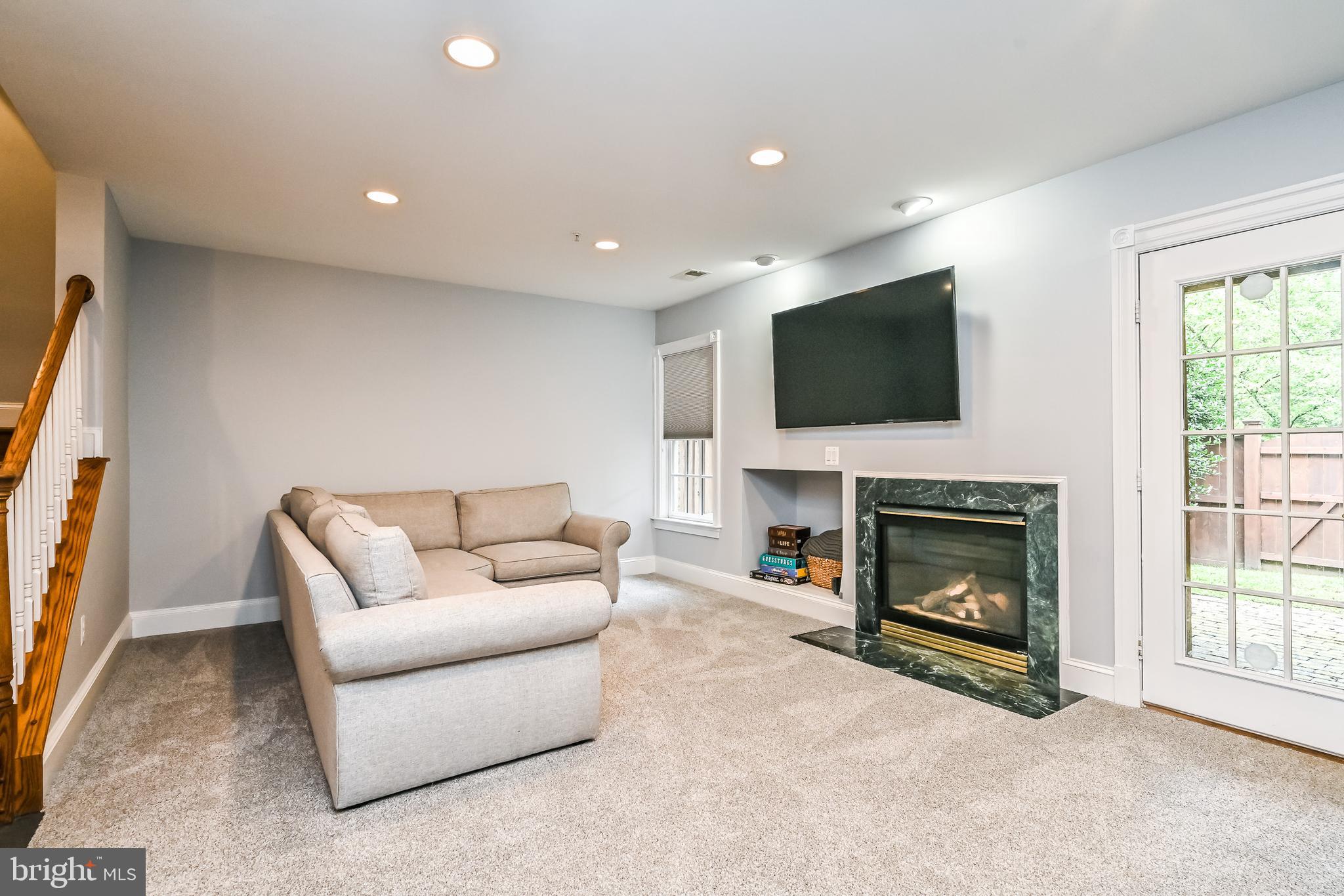 CEDAR LANE - Residential