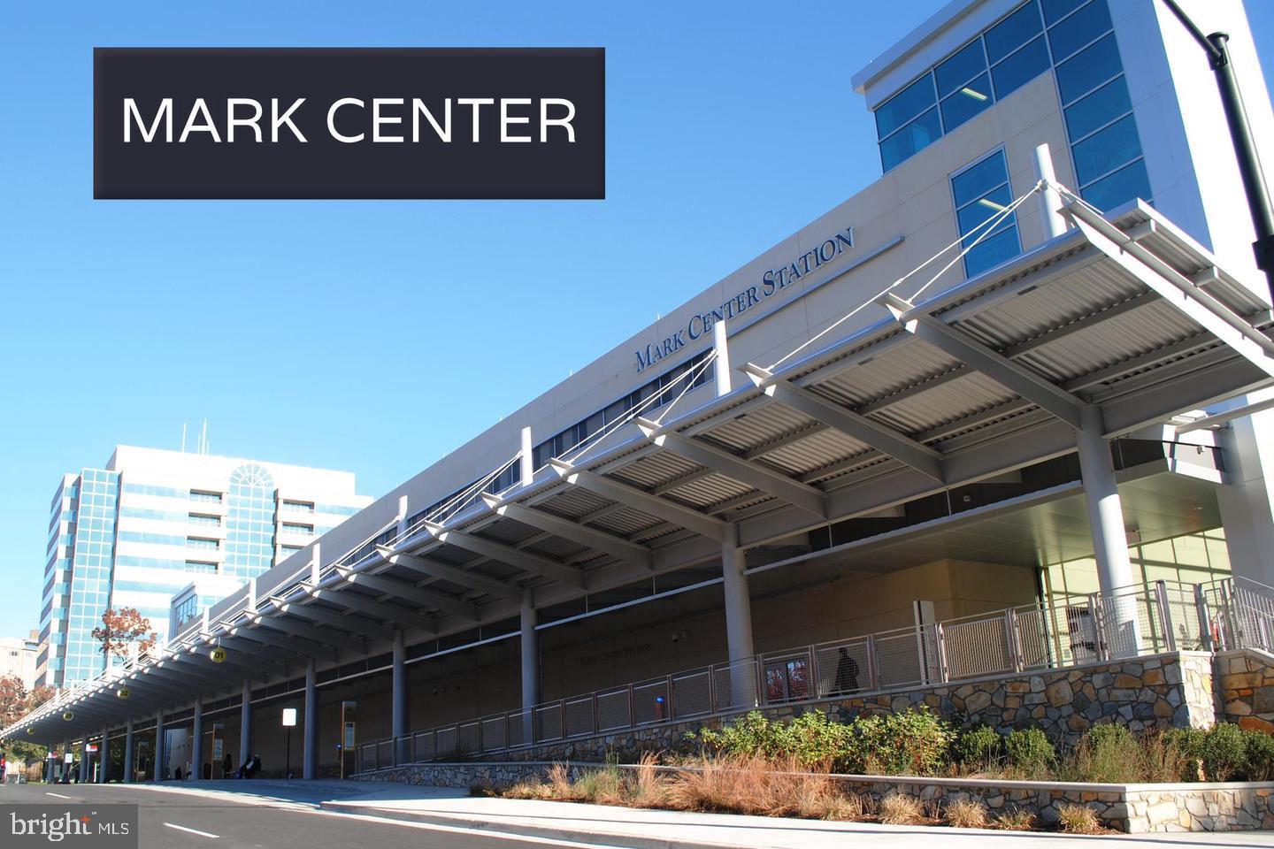 SAXONY SQUARE - Residential