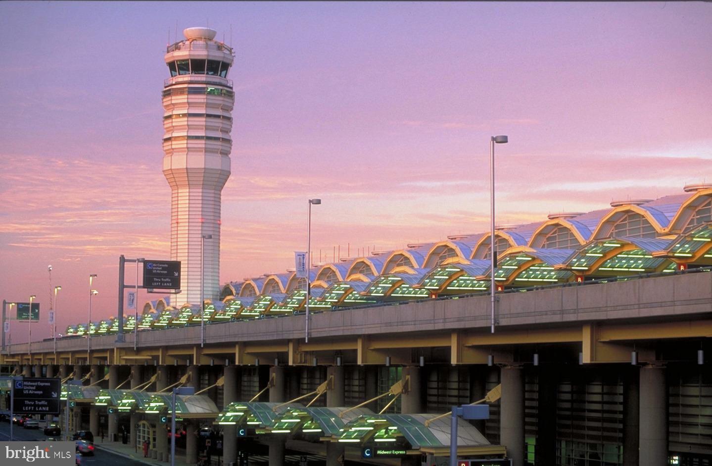 SAXONY SQUARE - Residential