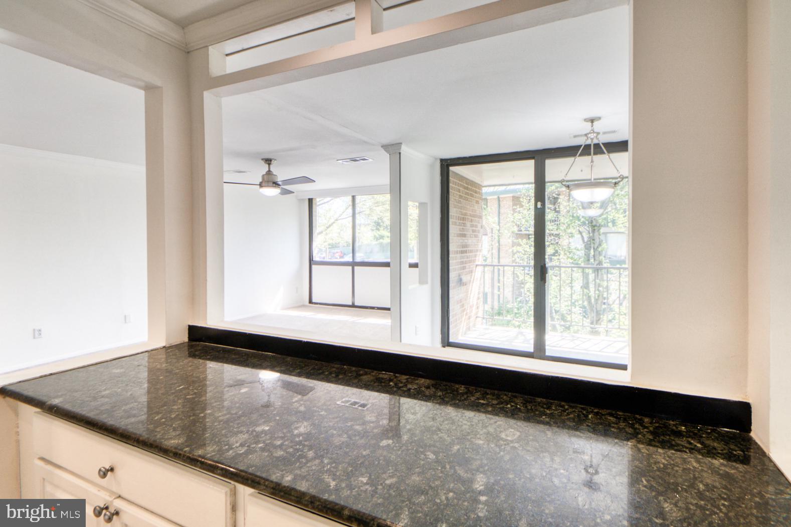 SAXONY SQUARE - Residential